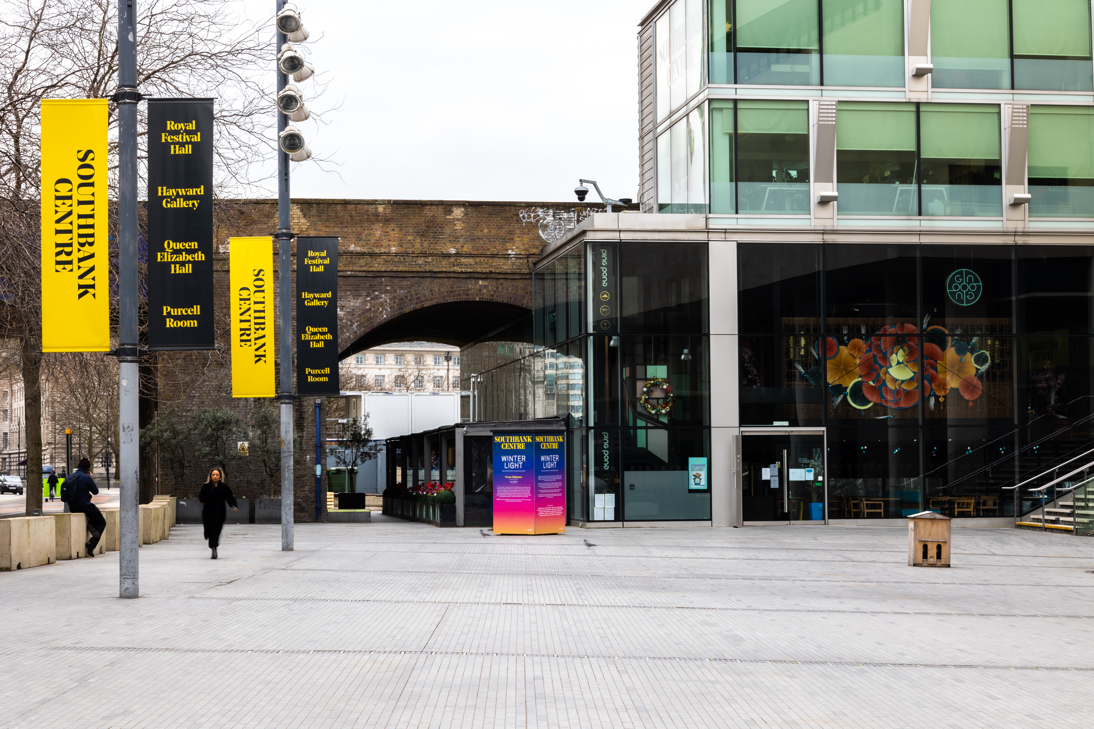 Southbank Centre Square: modern venue with sleek design for events and exhibitions.