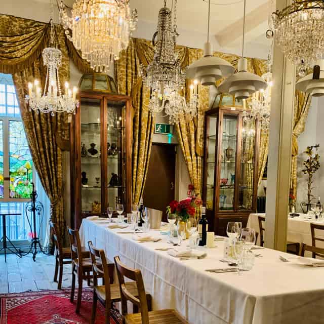 Private Rooms