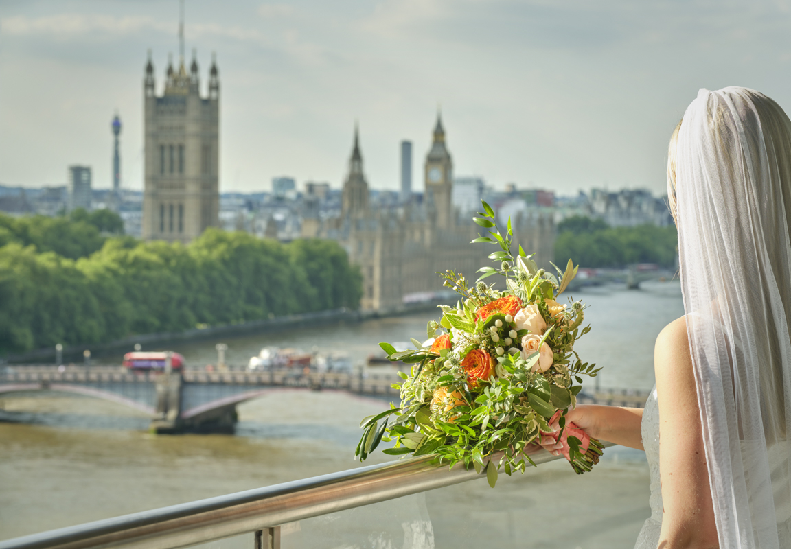 Riverview Lounge - pzxbvyt0hna.jpg