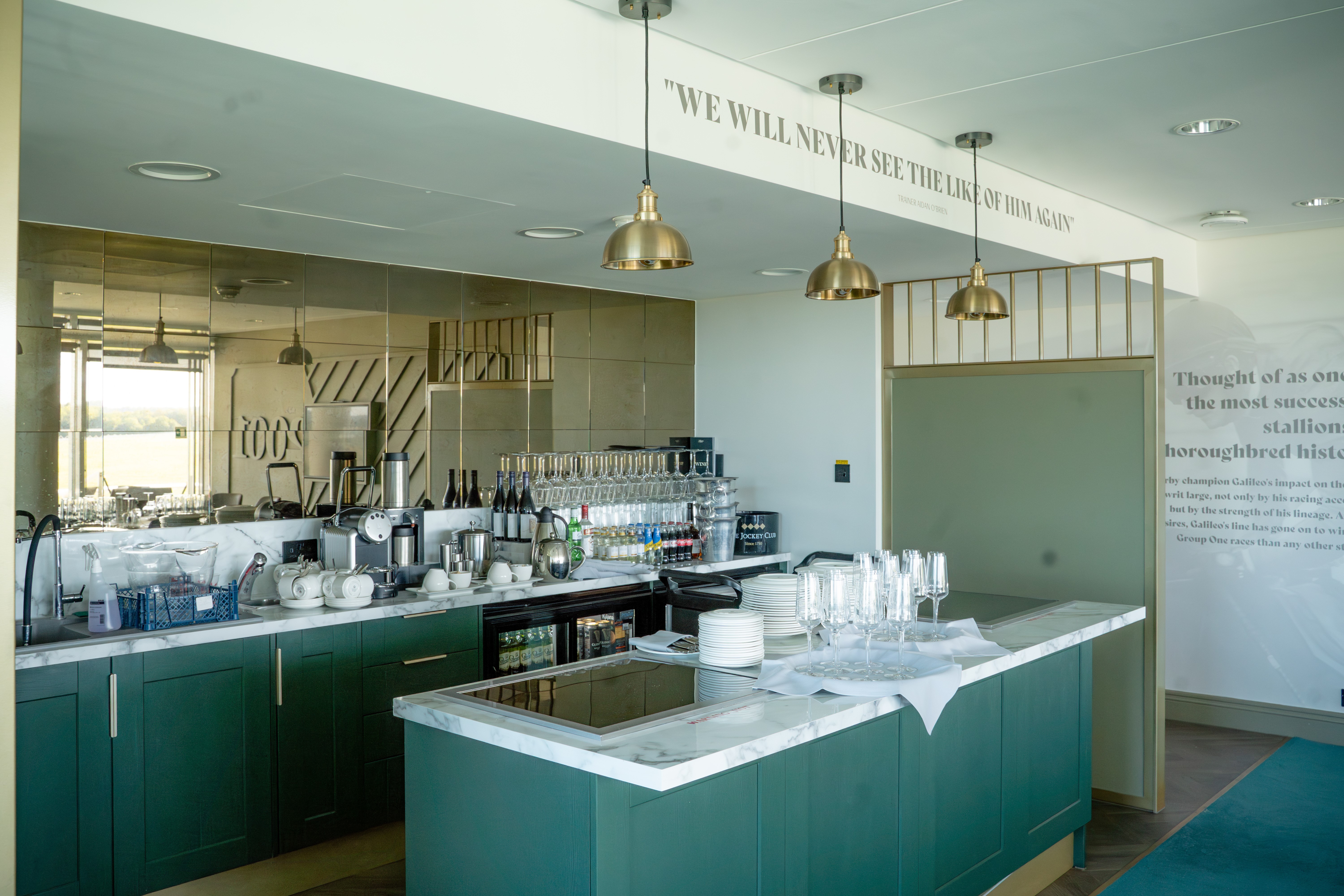 Queen's Double Box - motfak2zirr.jpeg