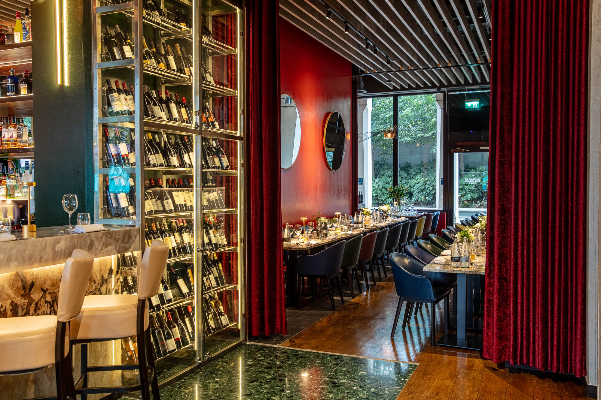 Regent Room at Smith's Bar & Grill: elegant dining for corporate events and gatherings.