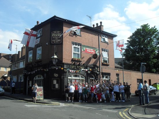 Lively pub scene at The Vine, perfect for community events and social gatherings.