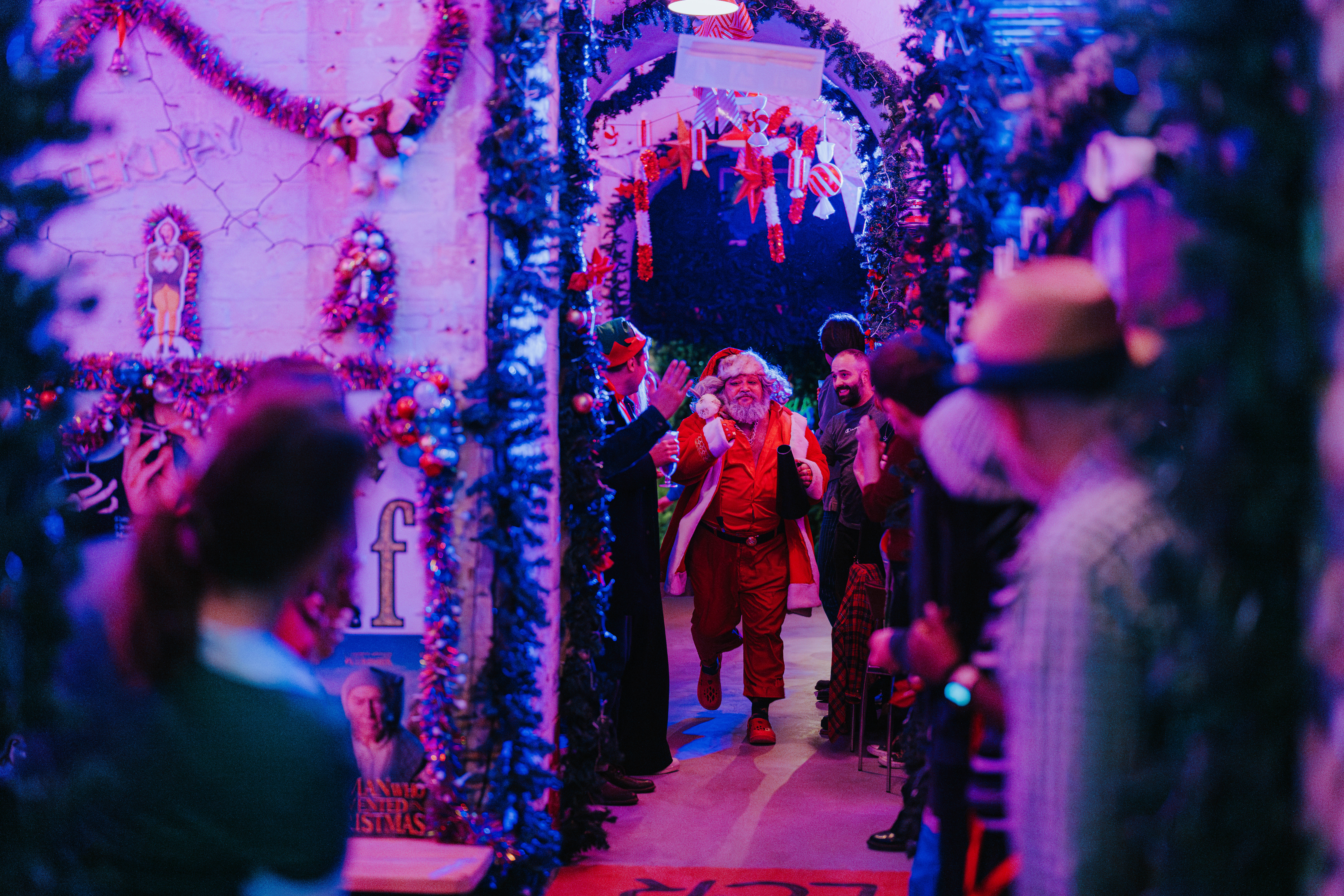 Mezzanine - kpf3femcrny.jpg