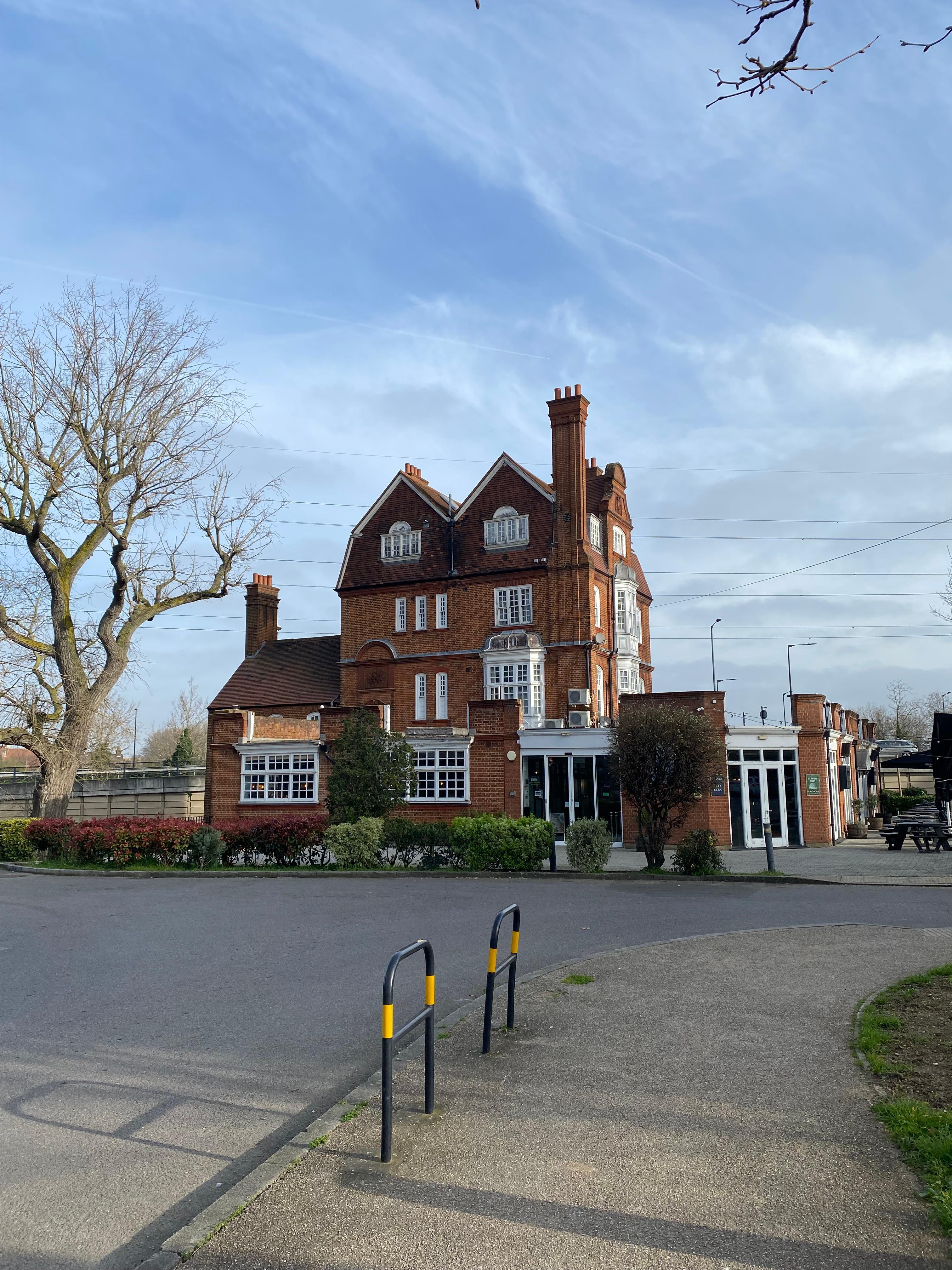 Charming red-brick restaurant in Fox Connaught for corporate retreats and social events.