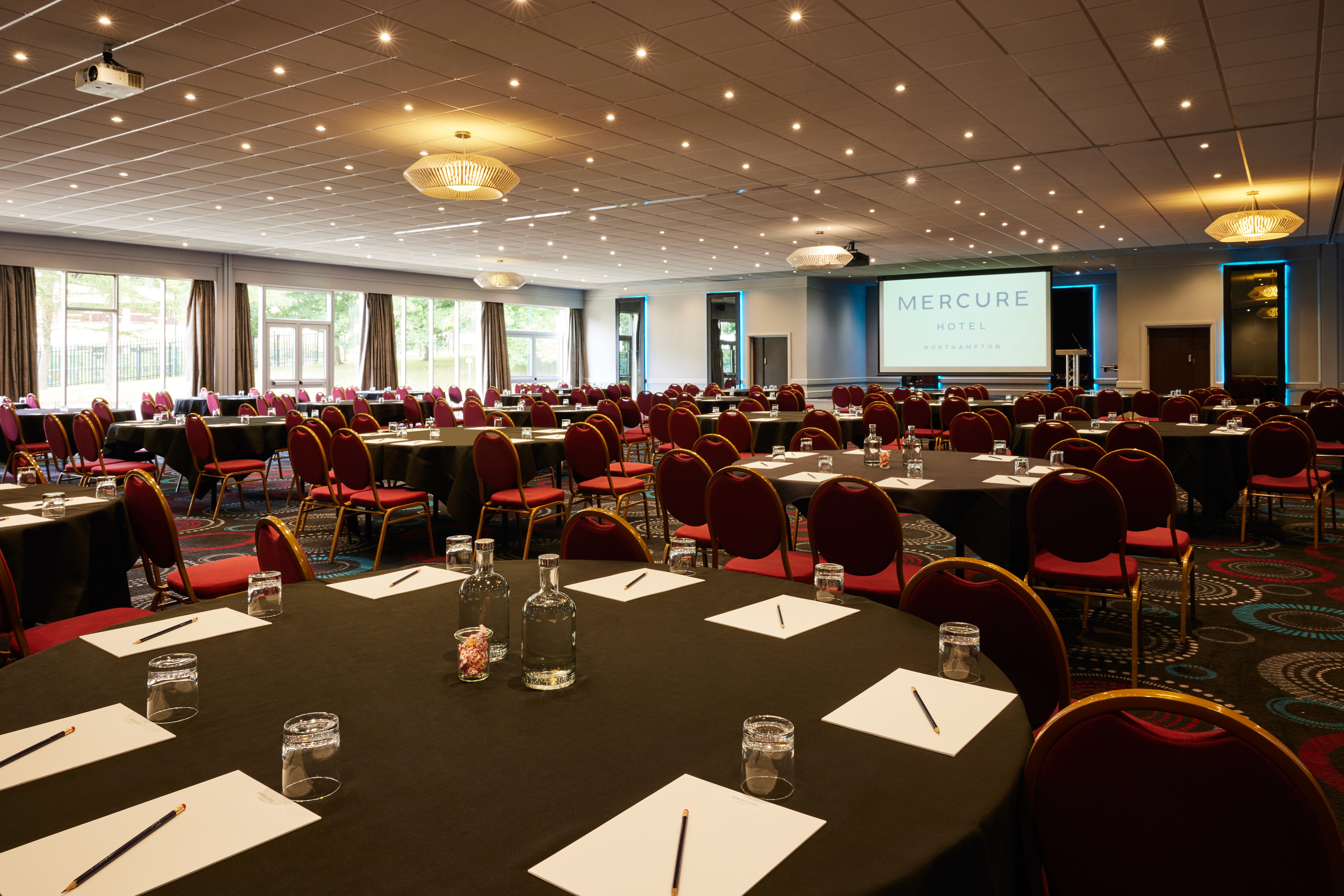 Buckingham Suite - sxifrabmr0q.jpeg