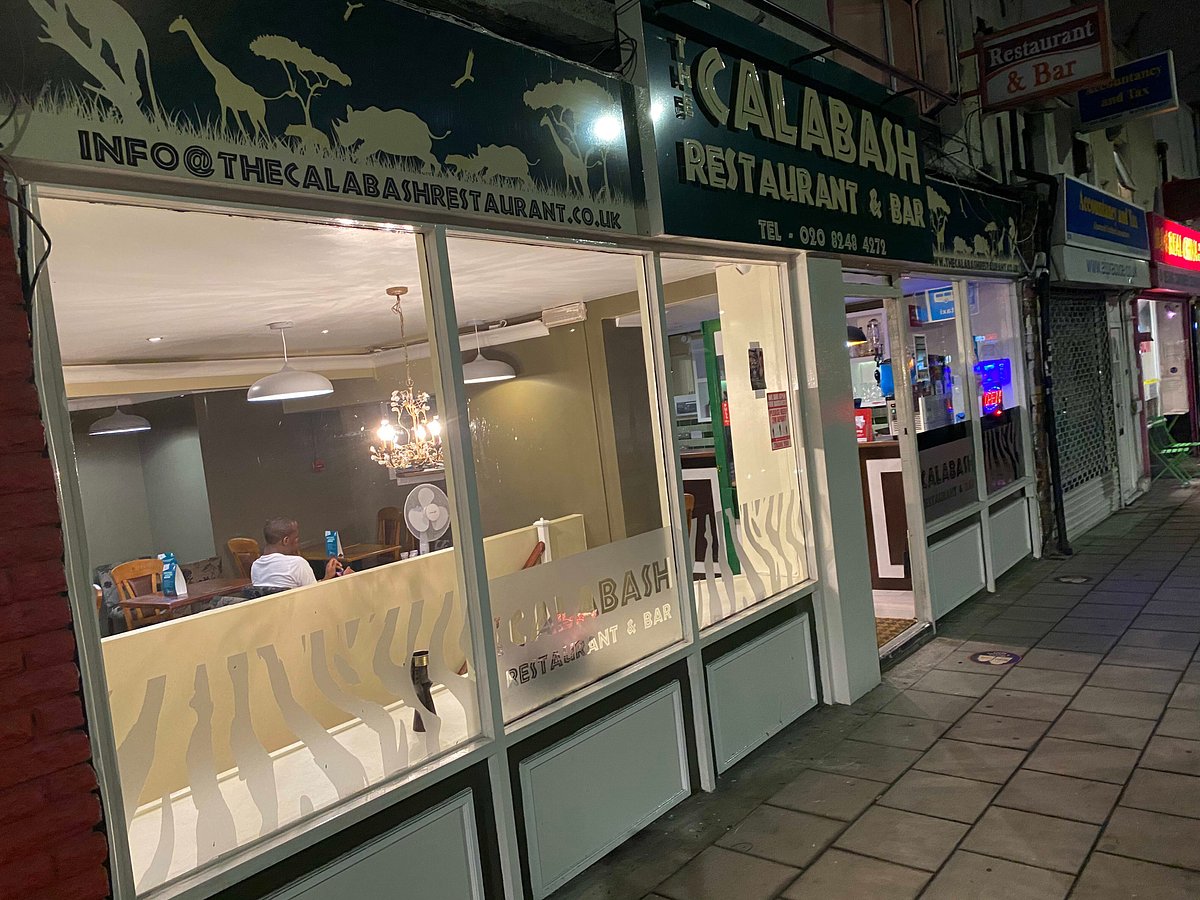 Private dining room at The Calabash Restaurant, elegant decor for upscale events.