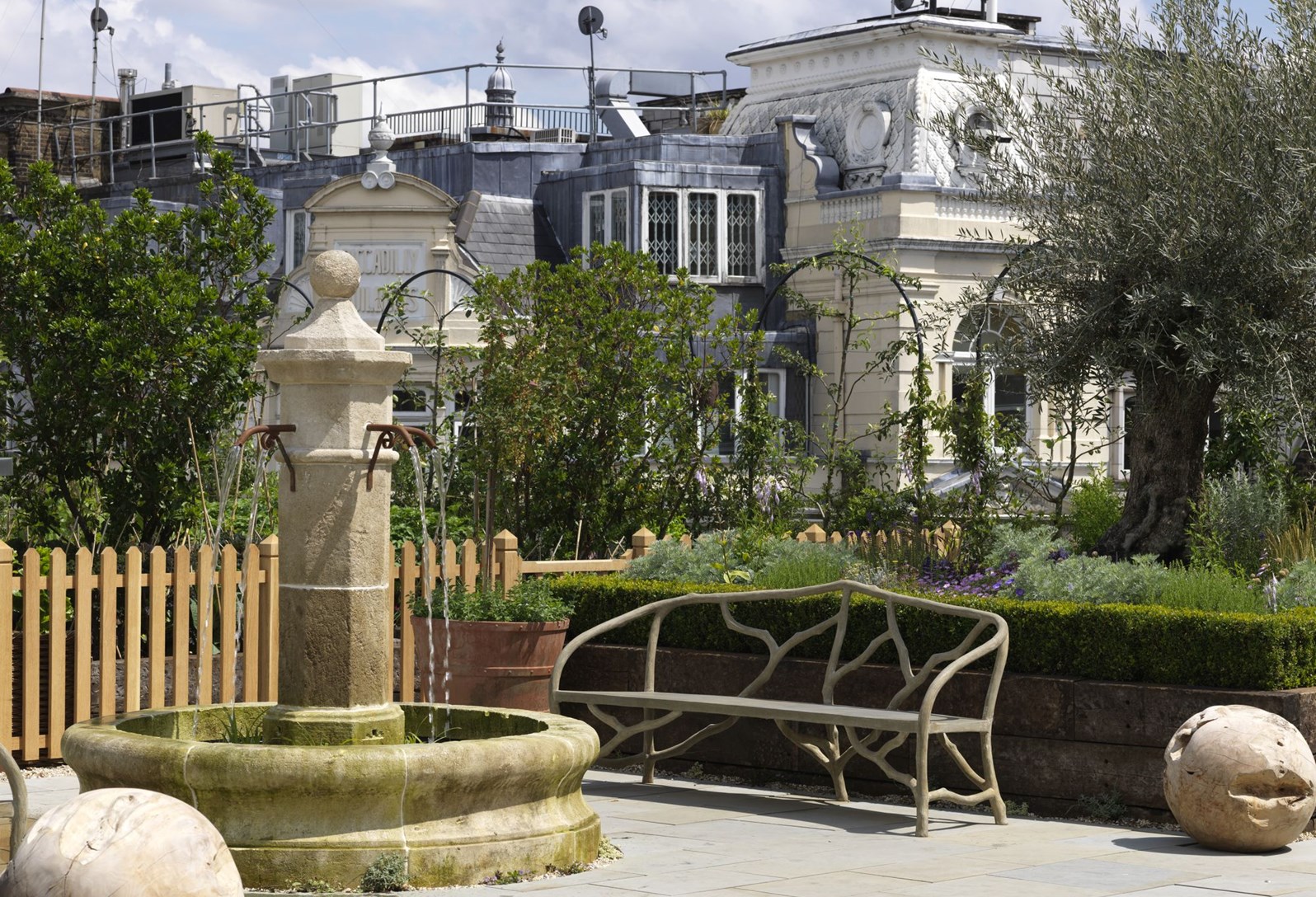 Firmdale Hotels - Ham Yard Hotel - Roof ...