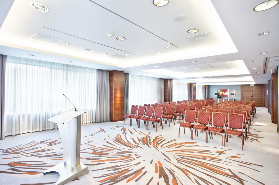 Modern meeting room at Hotel Okura Amsterdam, perfect for corporate events and presentations.
