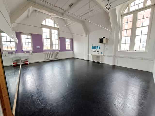 STUDIO ONE