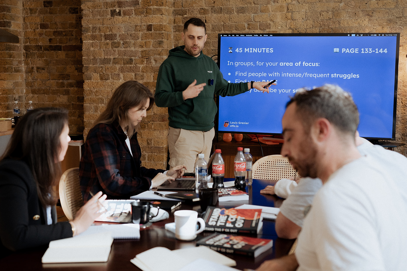 Meeting space - 3289f55c-3eab-4706-98d2-16757ea93e57.jpg