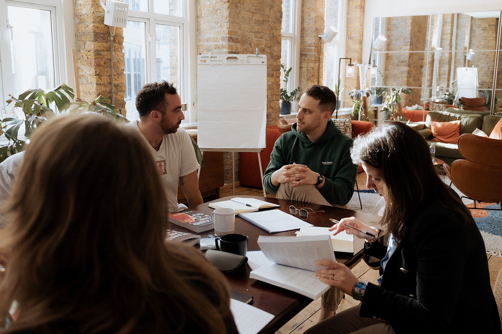 Meeting space - b880a988-cbfe-4371-84e4-2c99bb5fa45f.jpg