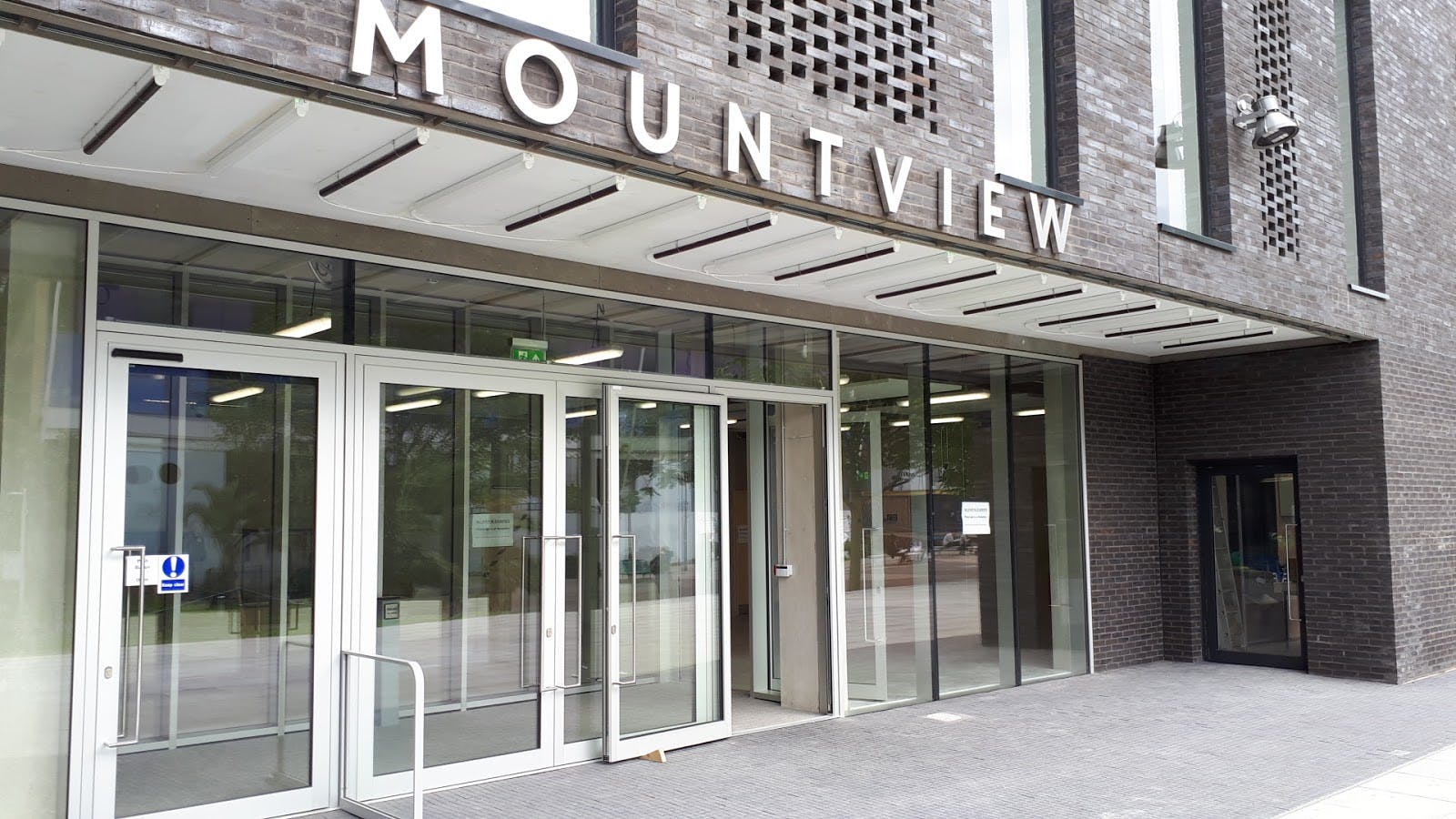Mountview - >Tim Sandford</a>