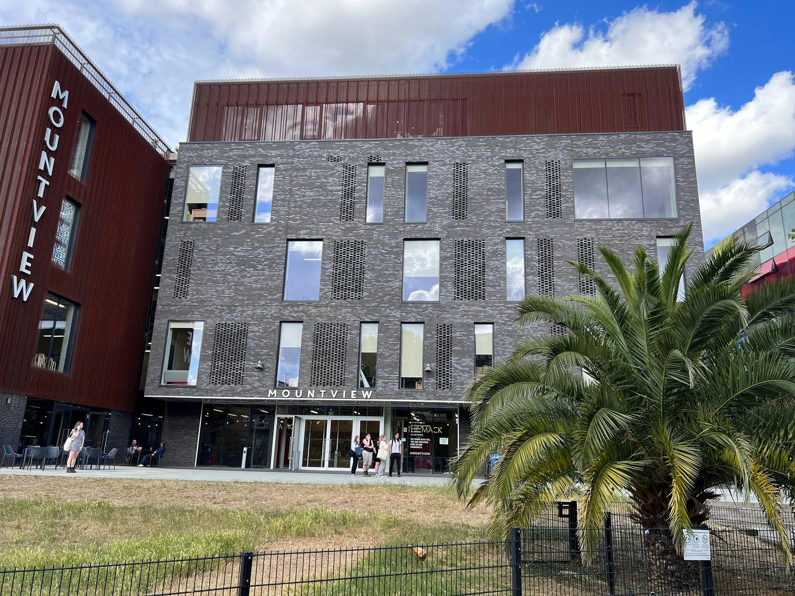 Mountview - >Paul Brown</a>