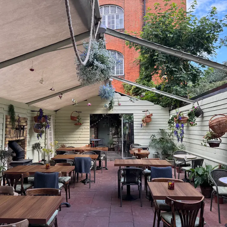 Red Vine Restaurant - London, Greater ...