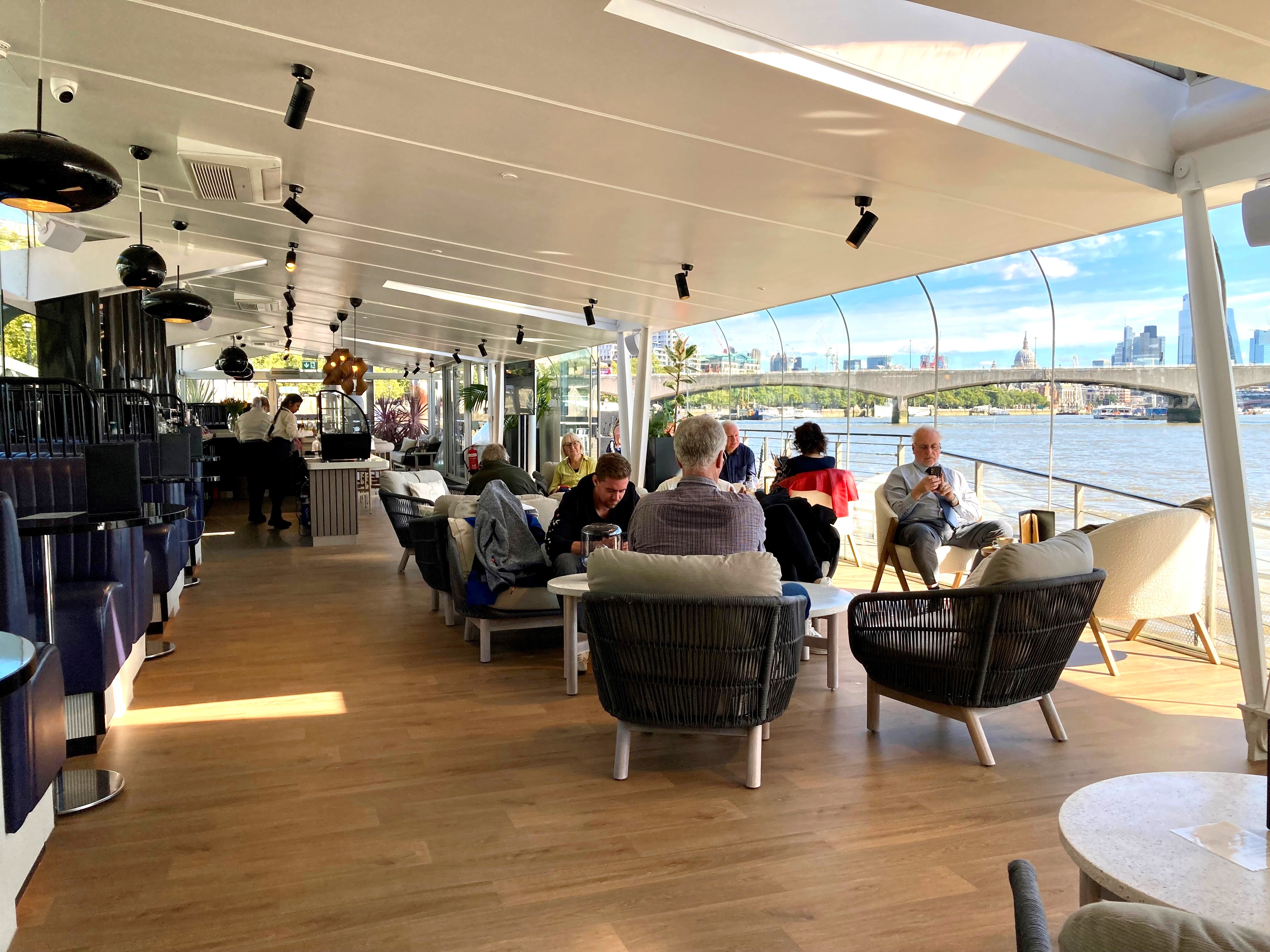 Clipper Lounge EMB - cbdmauiu1zu.jpg