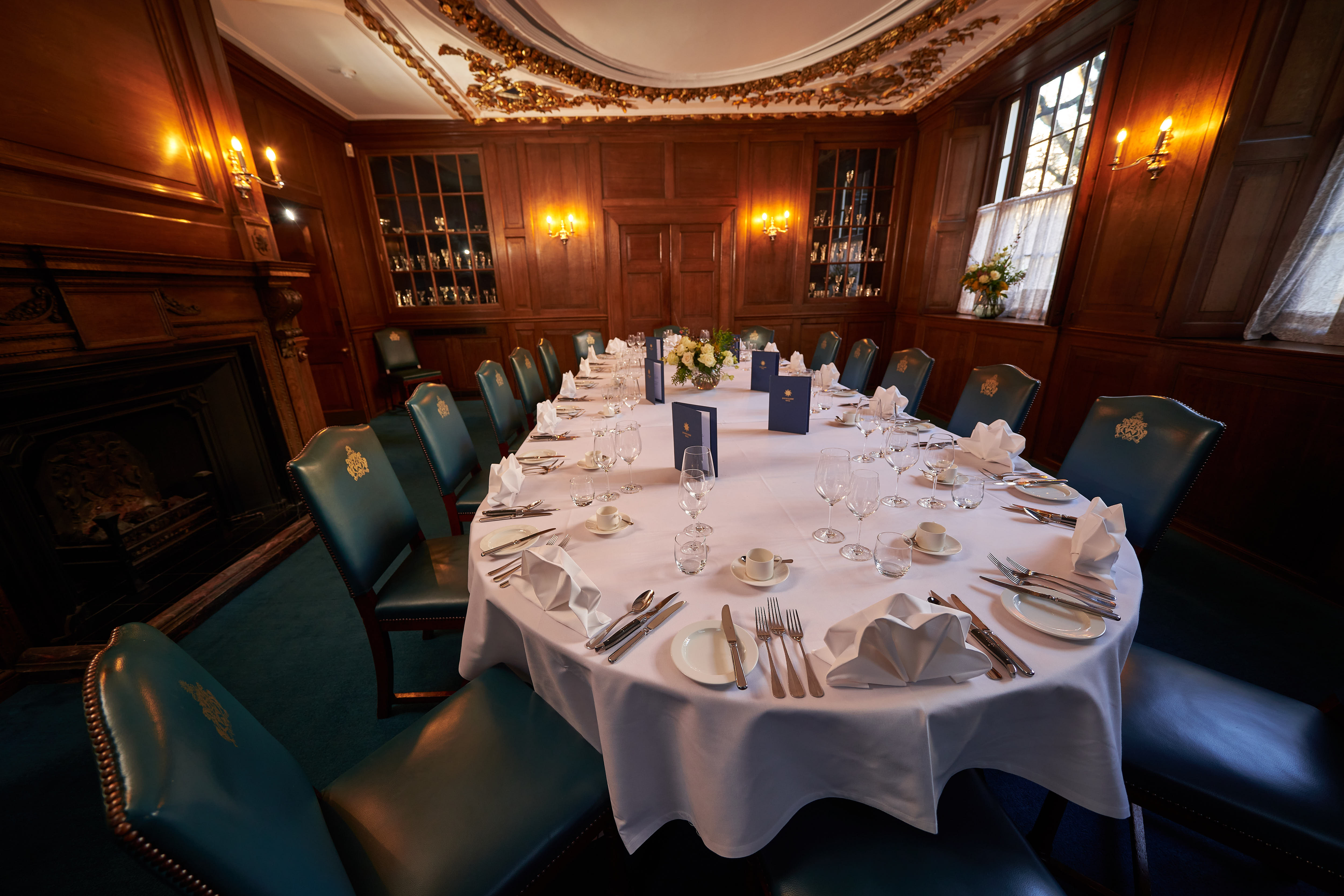 Elegant dining table in Old Court Room, perfect for corporate dinners and gatherings.