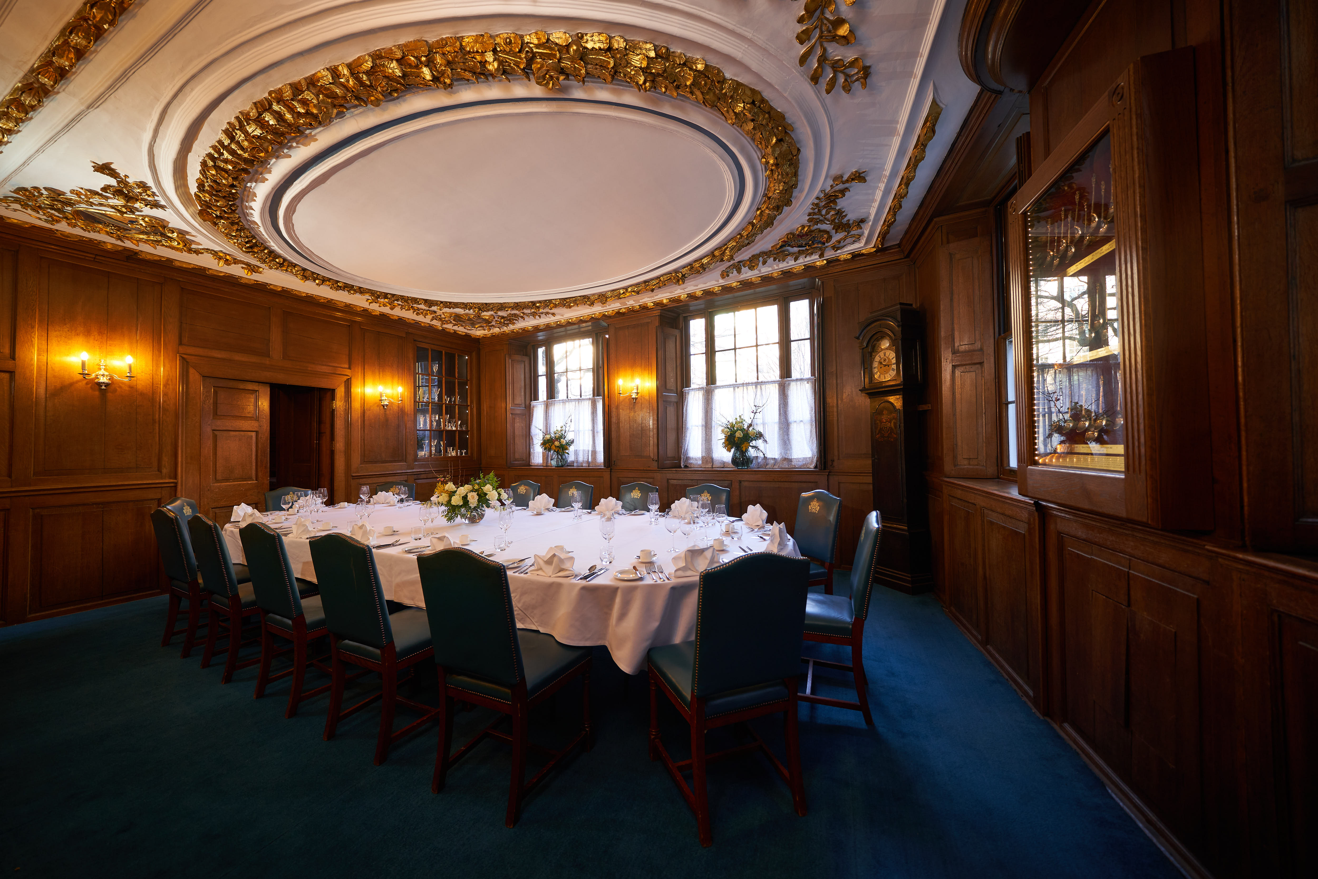 Old Court Room at Innholders' Hall, elegant meeting space for exclusive events.