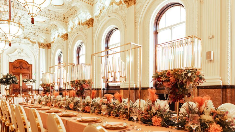 Elegant bridal room with floral decor, ideal for weddings and corporate events.