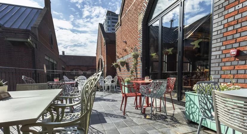 Charming outdoor event space at Cosy Club Brindleyplace for brunches and networking.