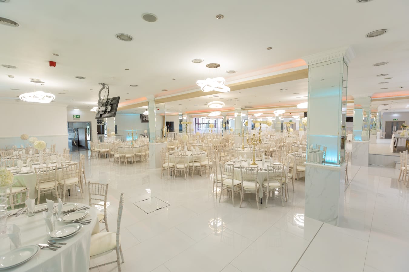 Gallery – Mayfair Suite