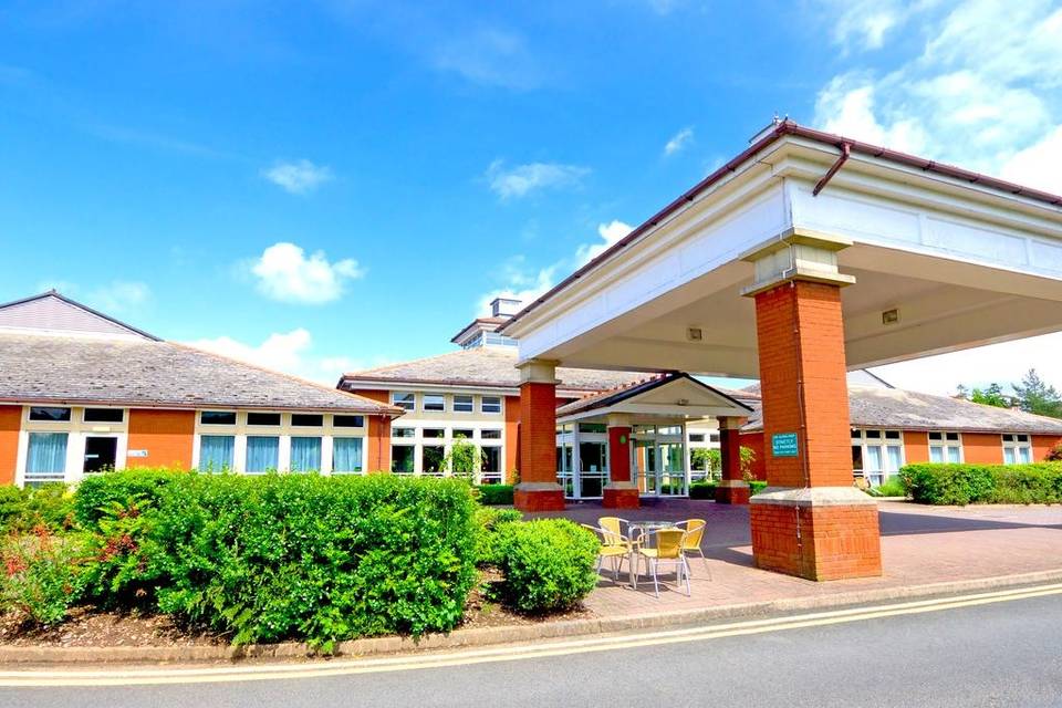 Chadwich venue at Bromsgrove Hotel & Spa, bright entrance for meetings and events.