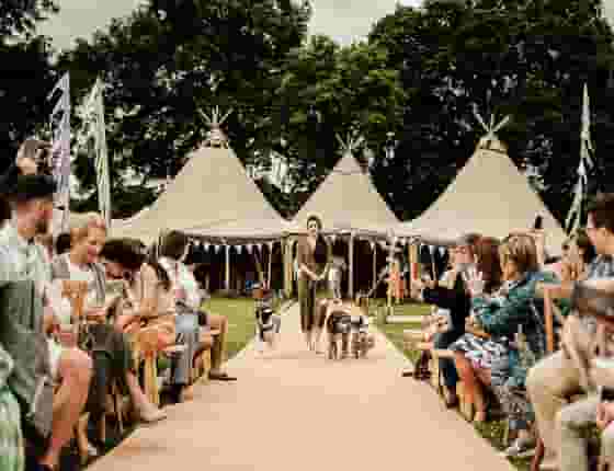 Belcote Farm Tipi Weddings