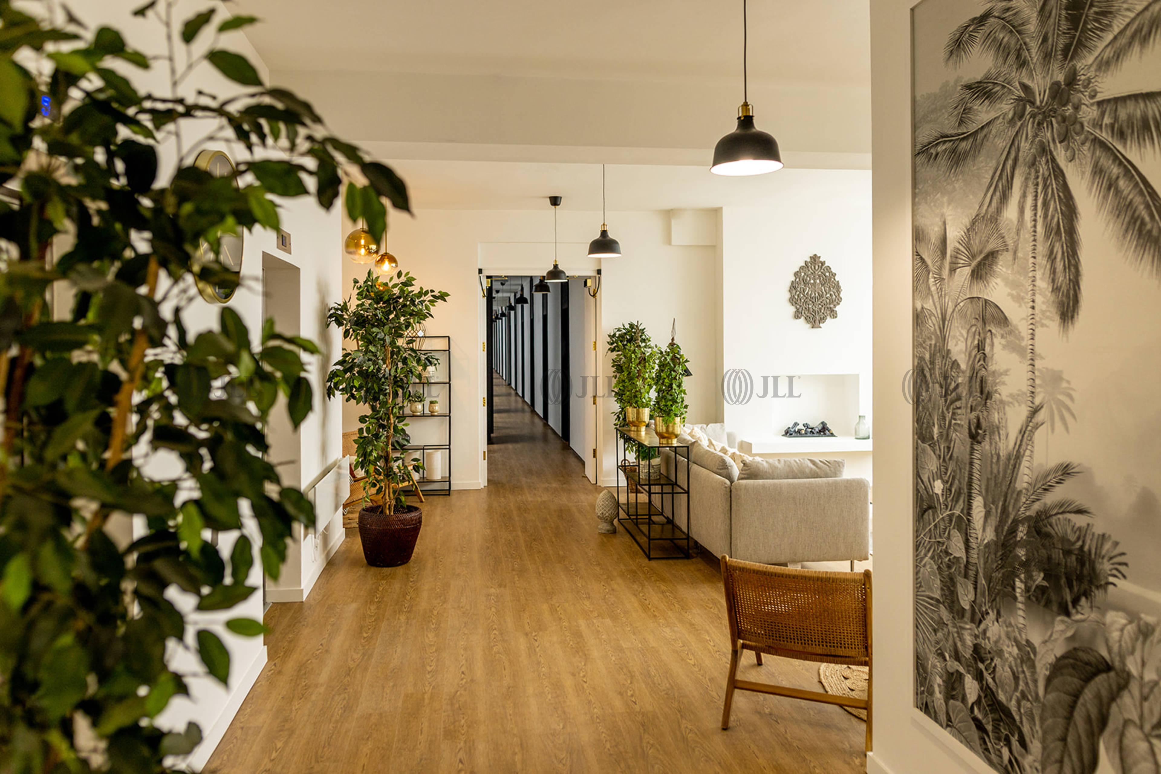 Inviting serviced office corridor in Birmingham's Jewellery Quarter for networking events.