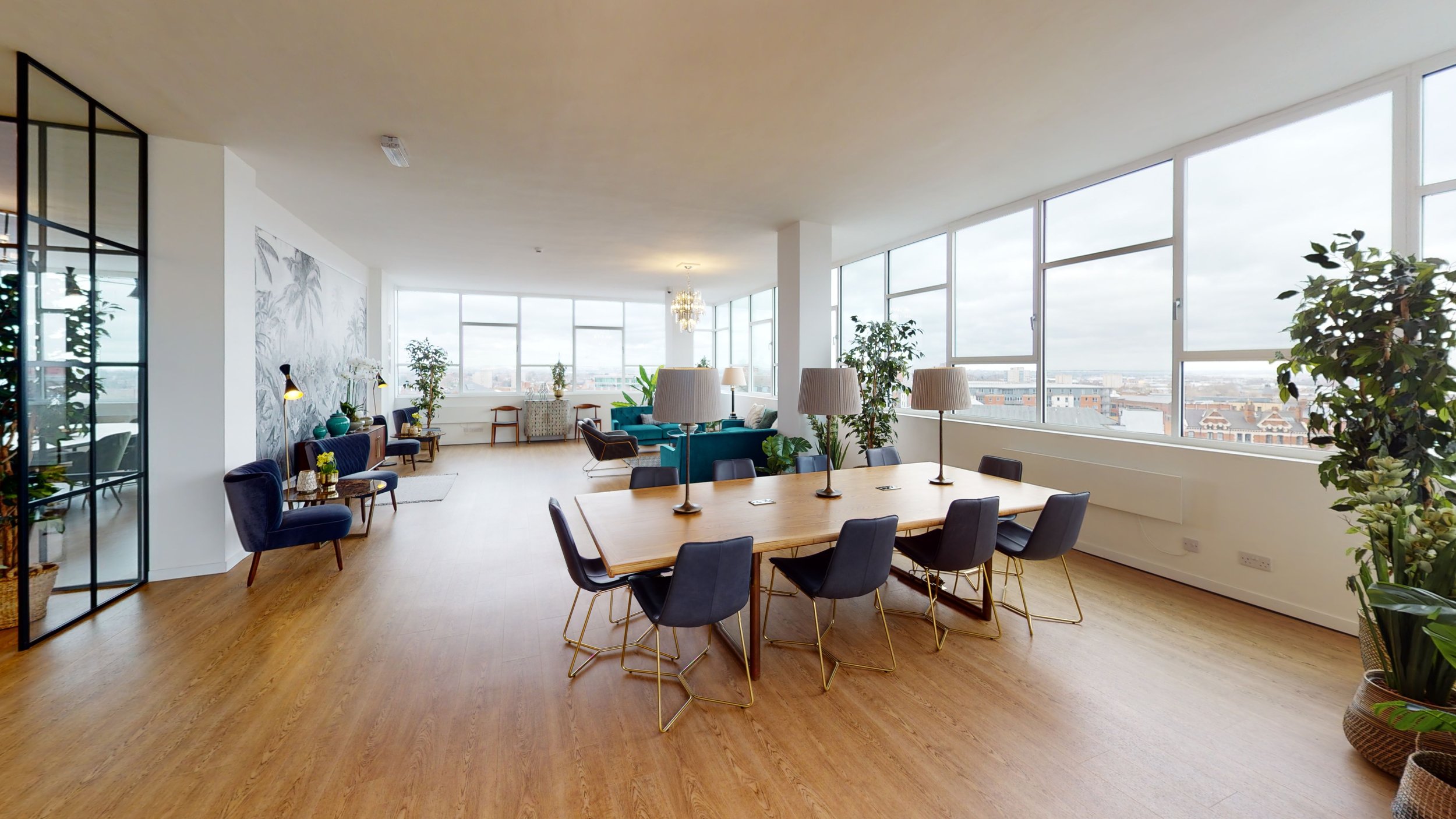 Modern serviced office meeting space in Birmingham's Jewellery Quarter, ideal for workshops.