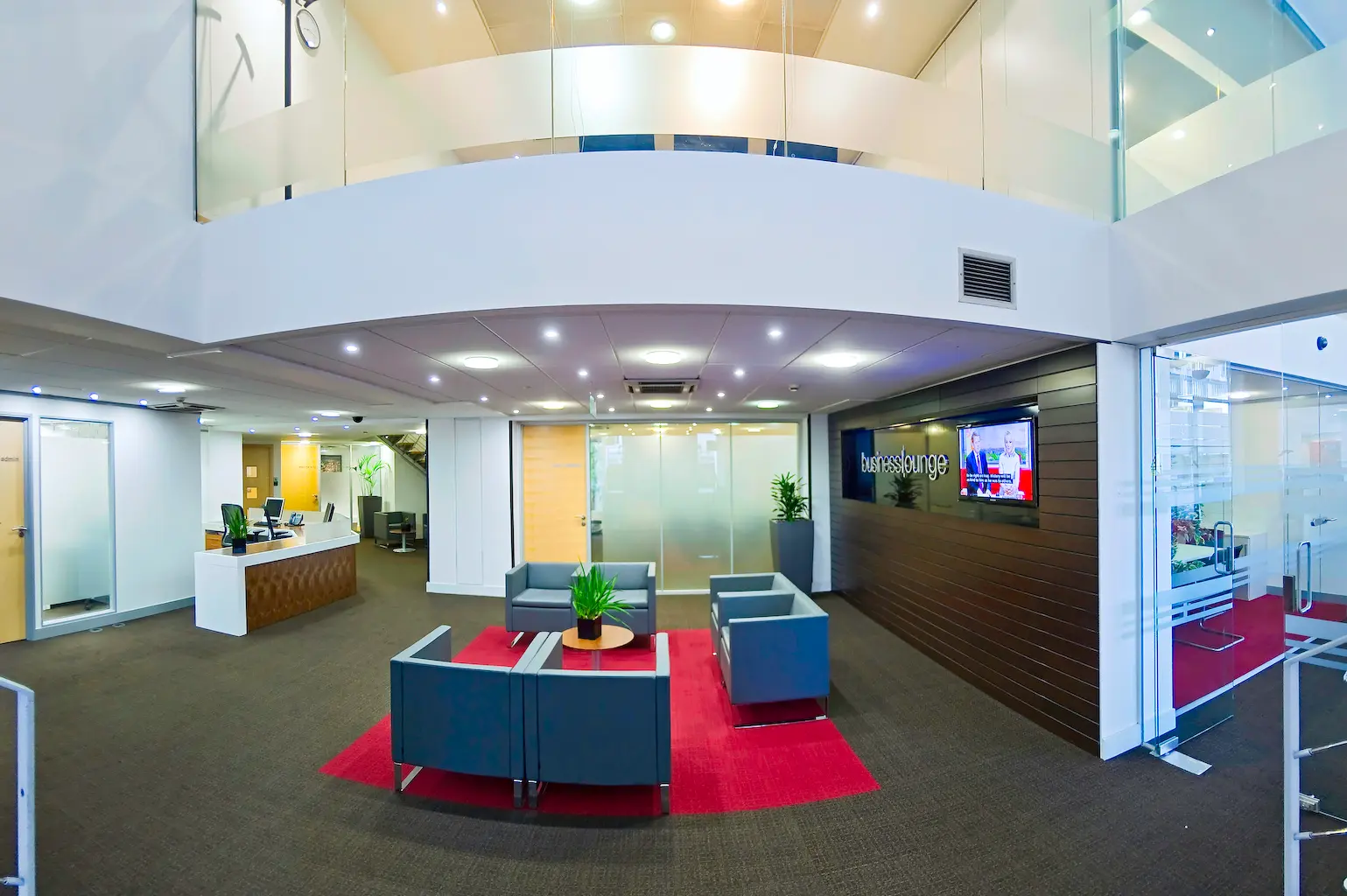 Modern reception area at 1 Victoria Square, ideal for meetings and events in Birmingham.