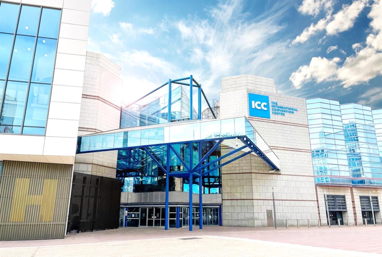Modern ICC Birmingham convention center with glass facade, ideal for conferences and exhibitions.