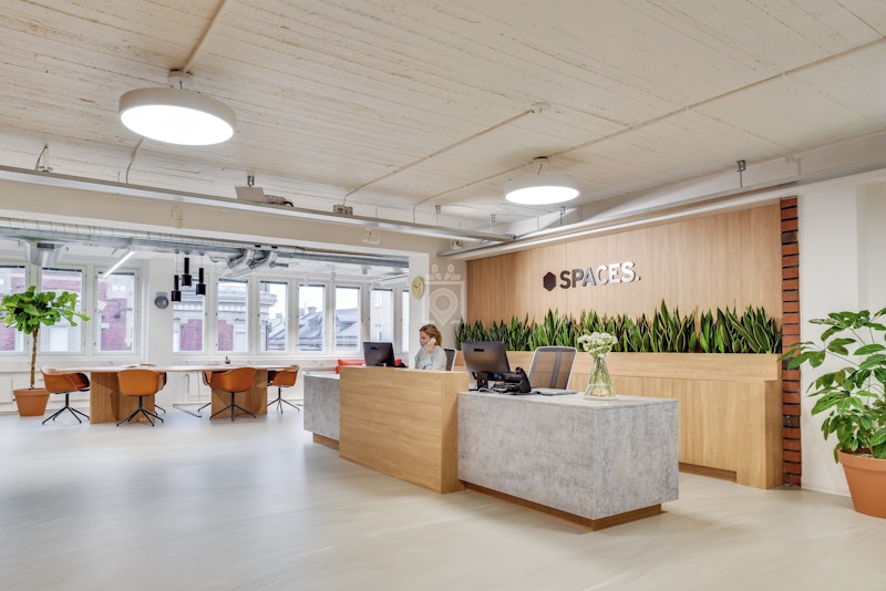 Modern reception area at Virtual Office Plus, ideal for meetings and events.