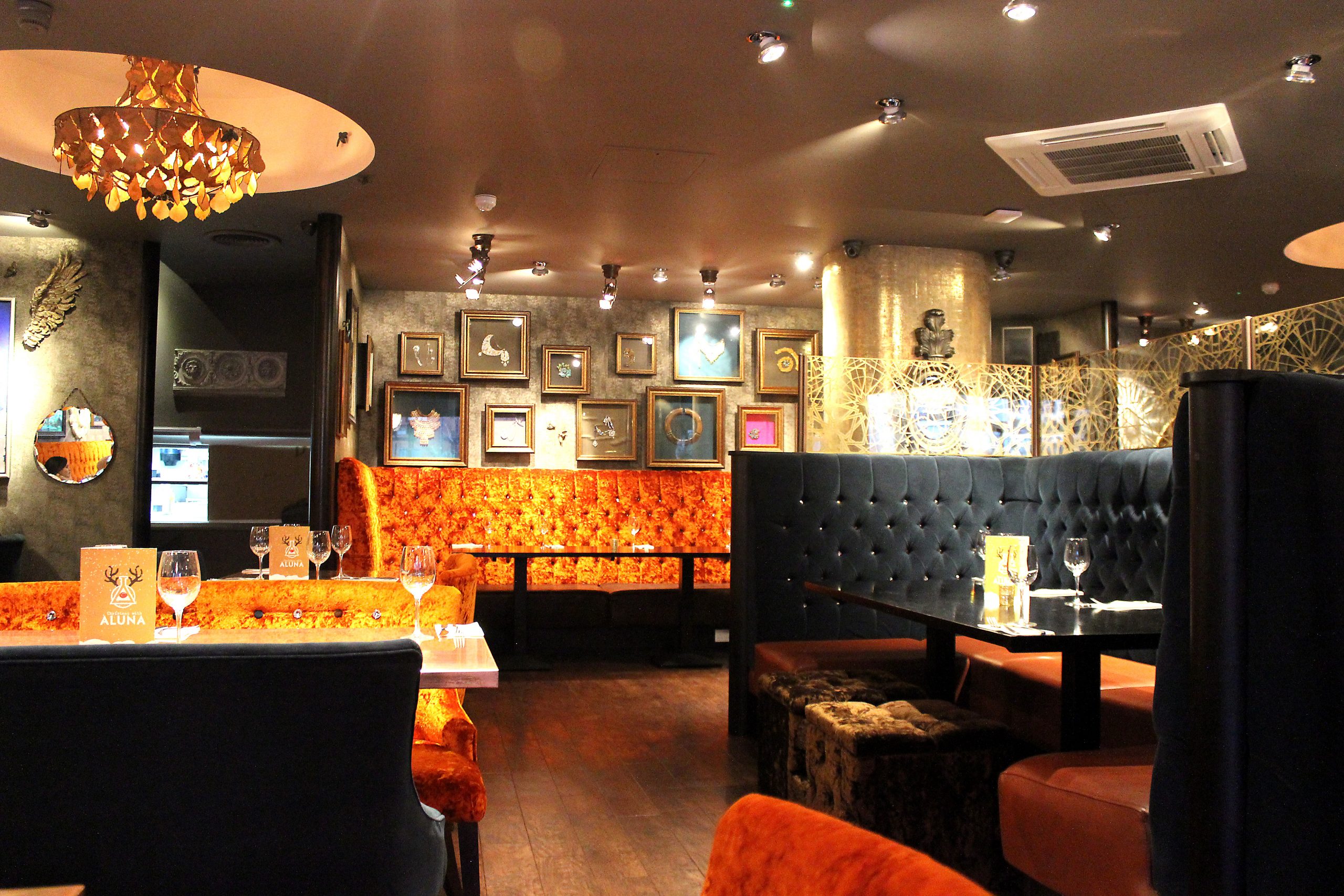 Stylish dining space at Aluna Birmingham for corporate meetings and private events.