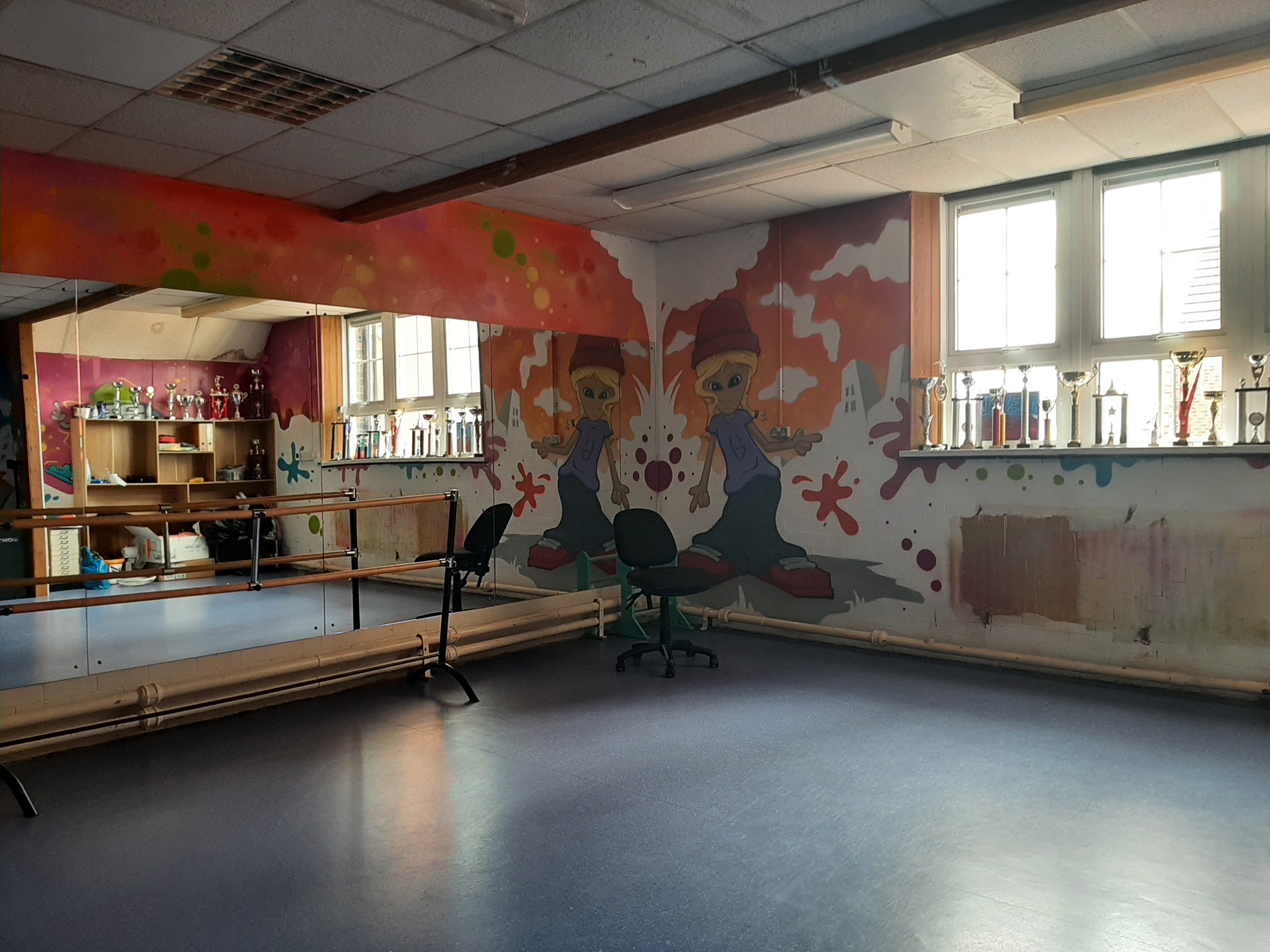 Tina Philips Training Room - 0yflvxedpe5.jpg