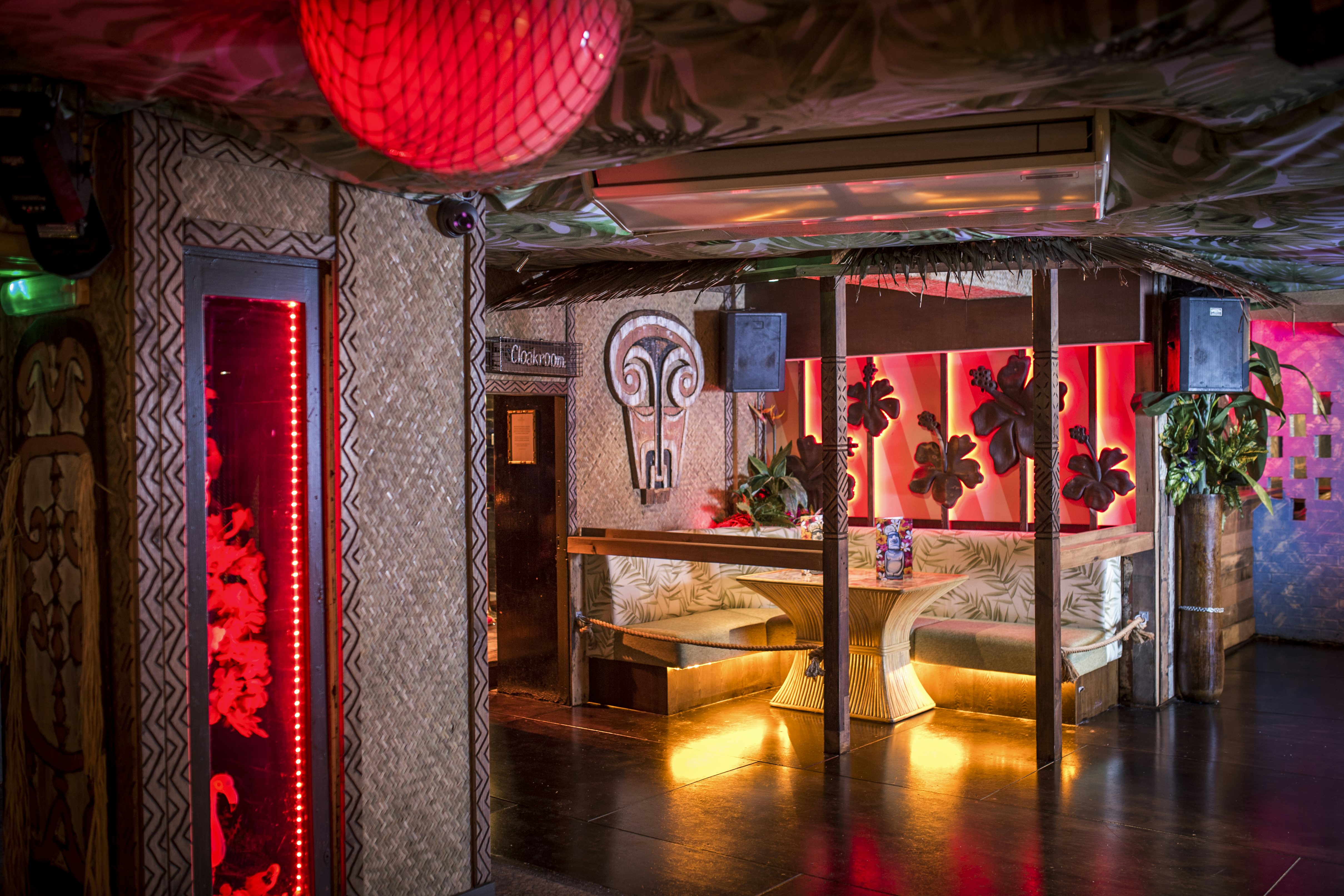 Bamboo Bar at Lola Lo Reading: vibrant tropical event space for parties and gatherings.