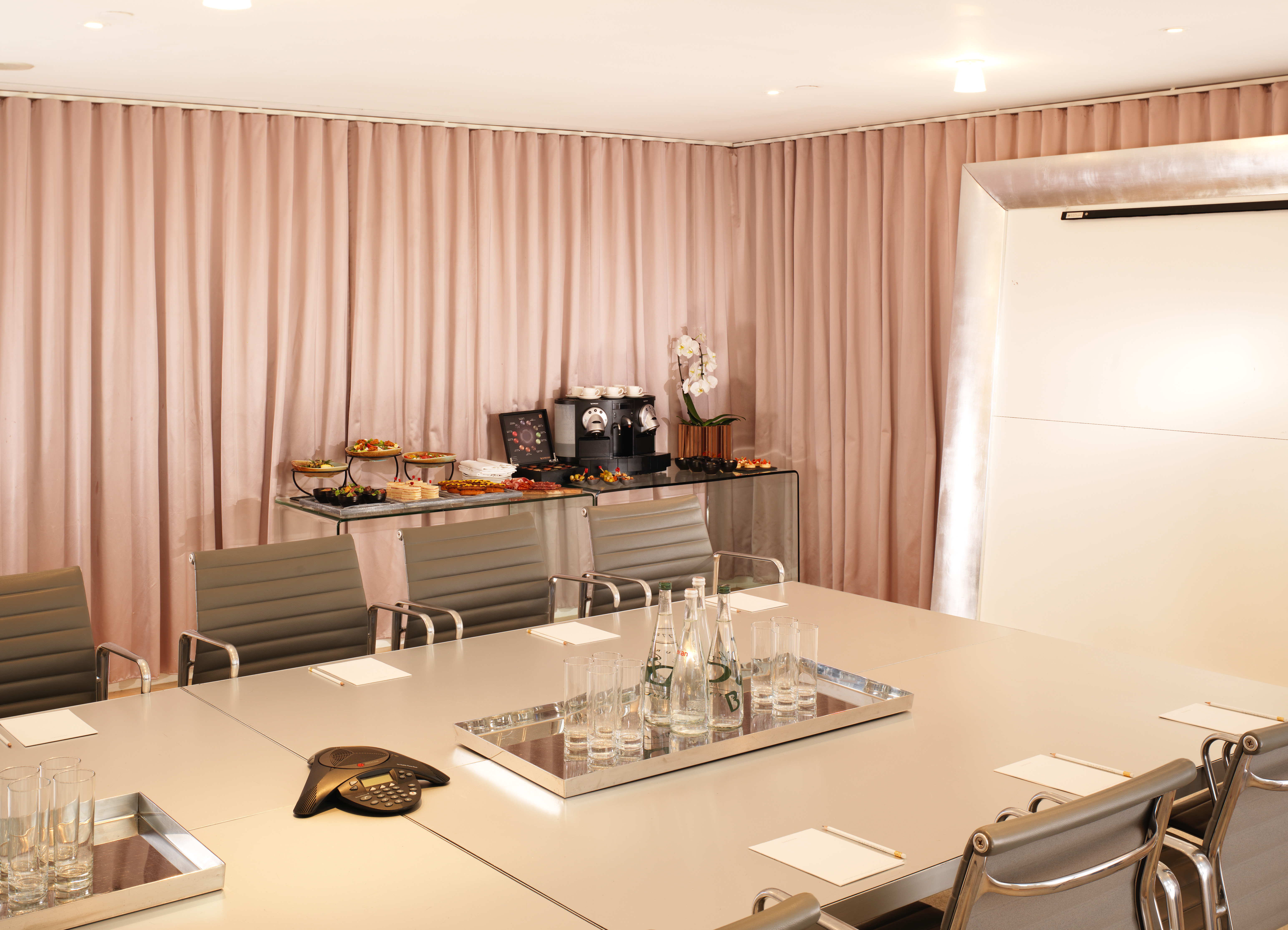 Boardroom in Sanderson London with modern table, ideal for professional meetings and events.