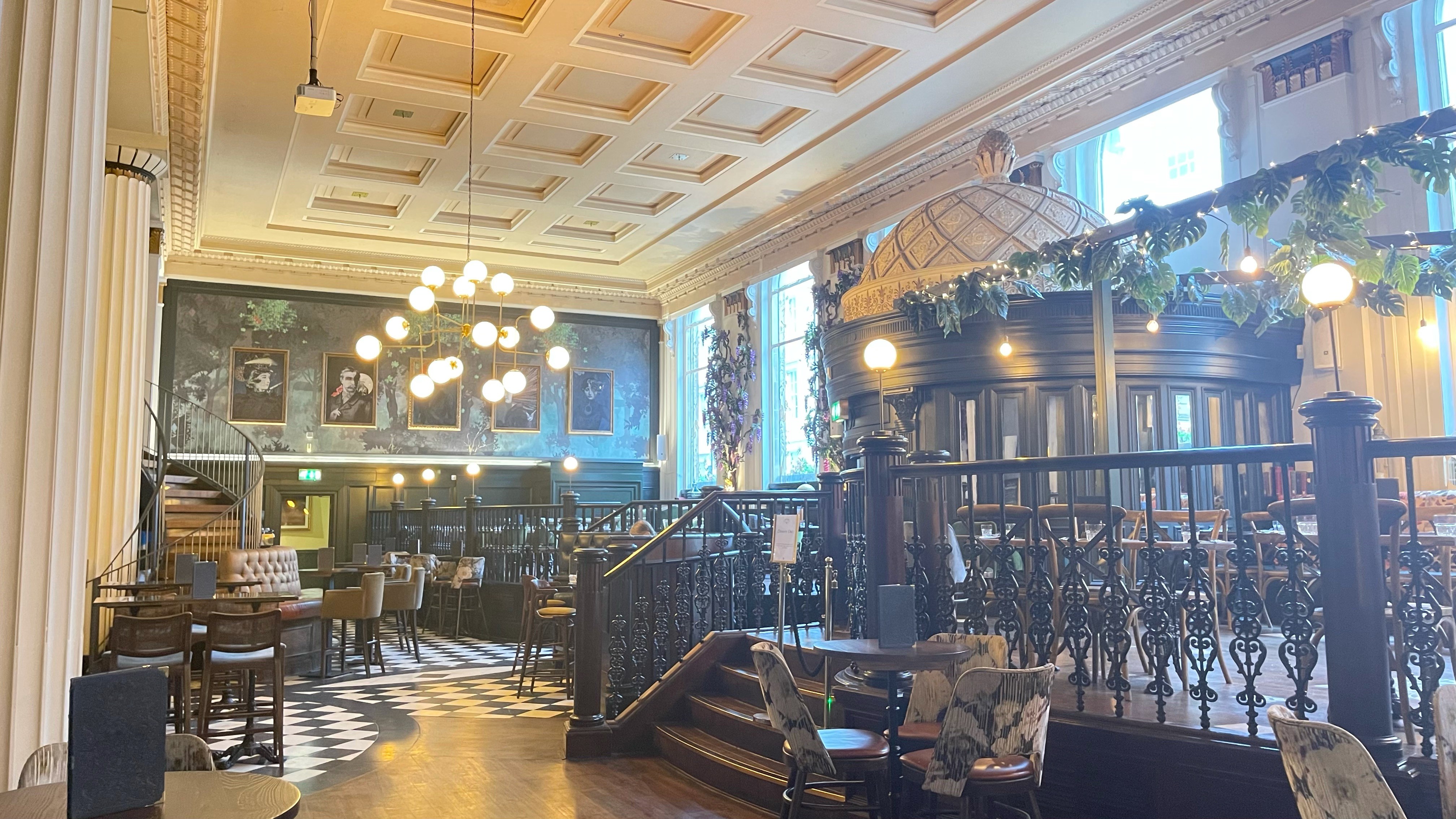 Stylish venue with elegant lighting for networking events in Birmingham.