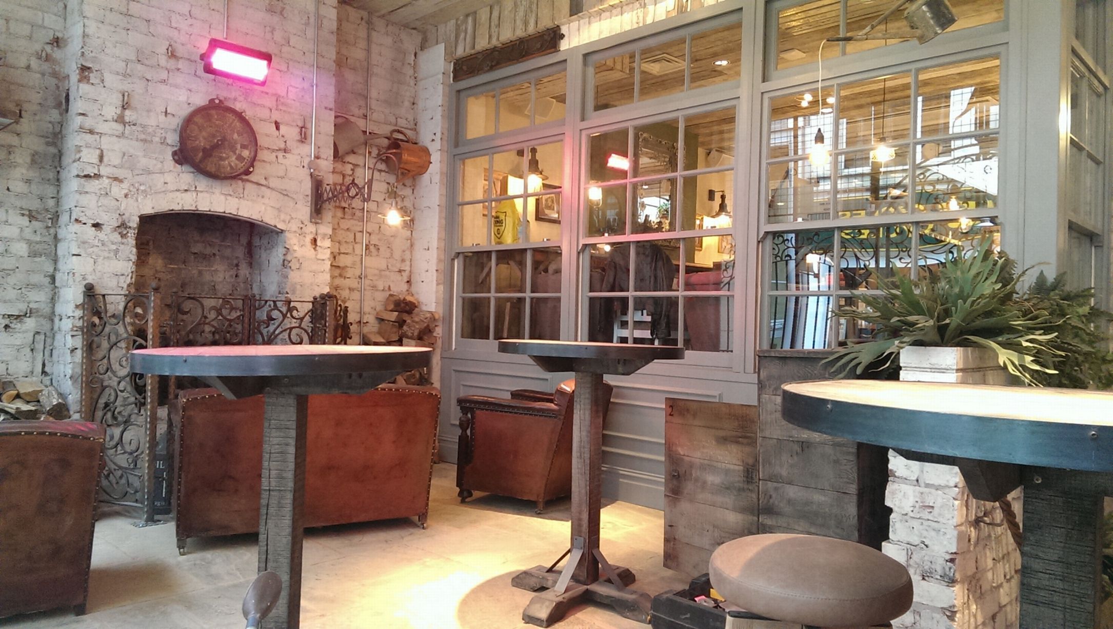 Cozy rustic bar in The Botanist Birmingham for intimate meetings and networking events.