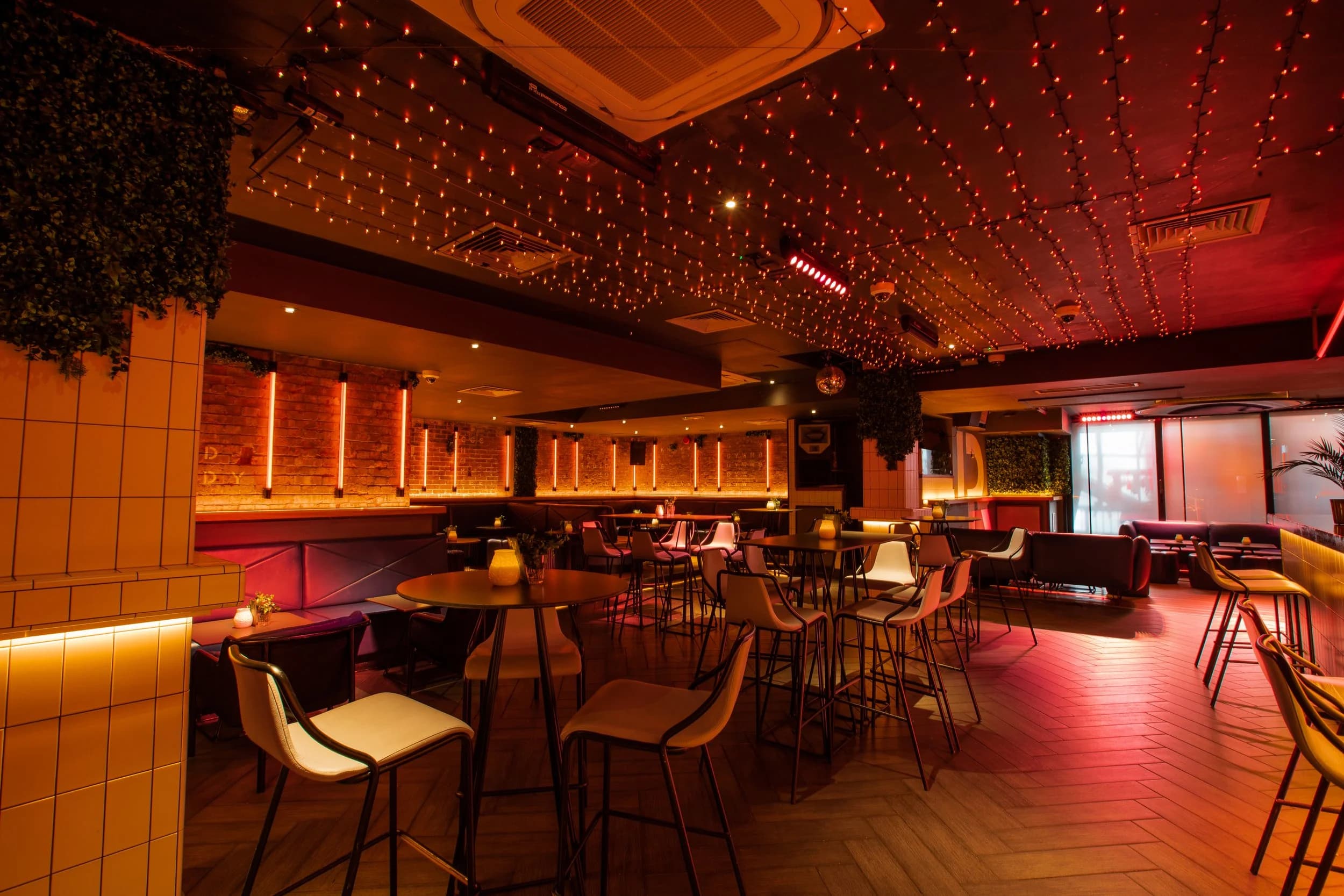 The Roxy Basement Bar and Club - ee6c353a-45bb-443c-9f2f-8b0be88e3f8c.webp