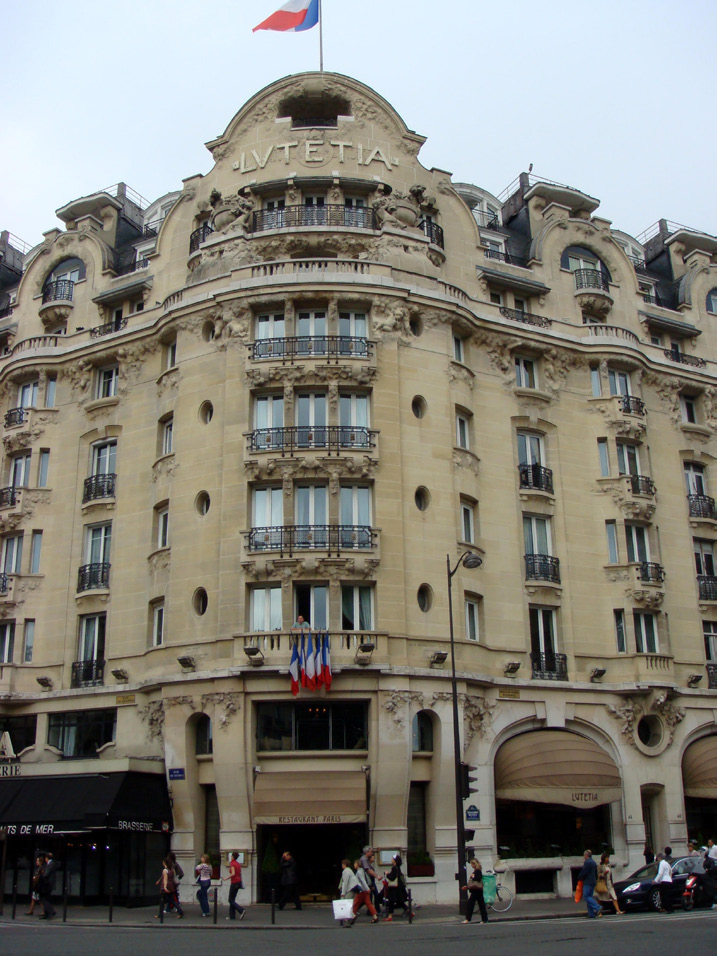 Historic Boucicaut building in Lutetia Paris, ideal for upscale corporate events.