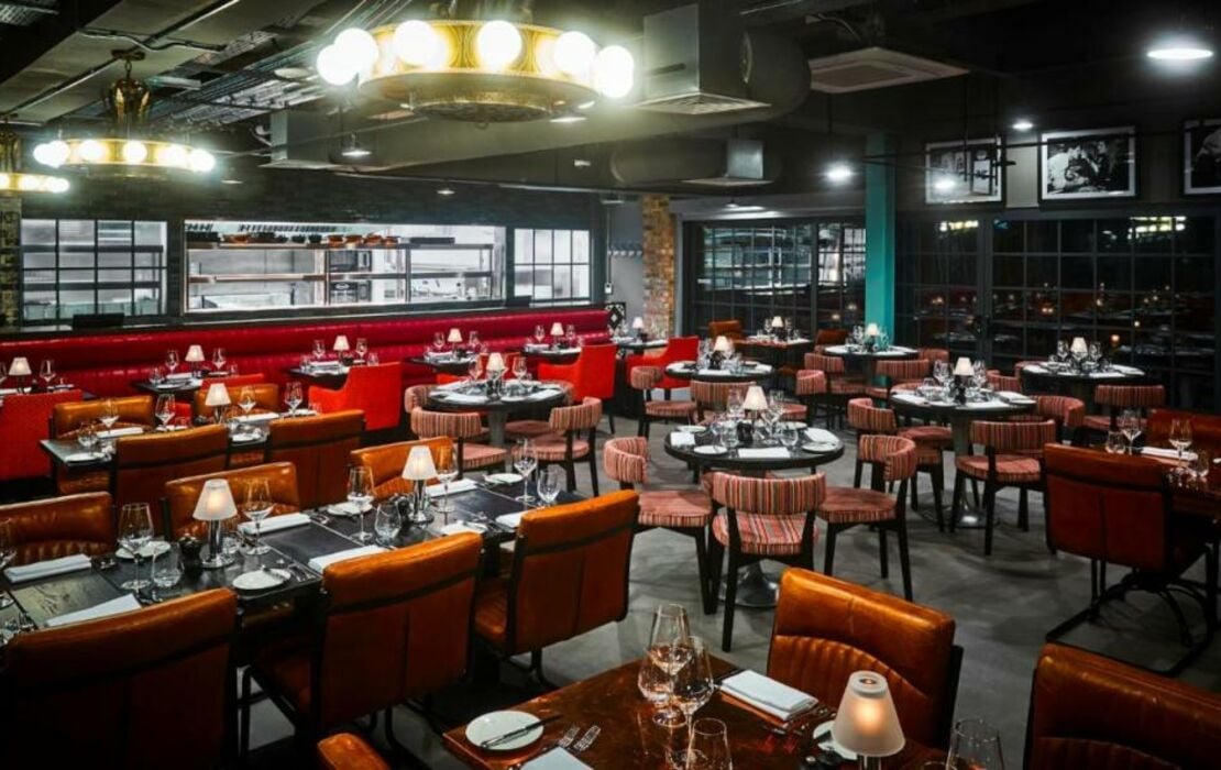 Stylish restaurant in New Road Hotel, ideal for intimate gatherings and corporate events.