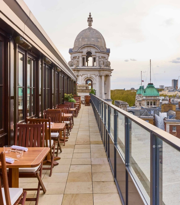 Rooftop terrace venue in Kioku by Endo, ideal for upscale events and gatherings.