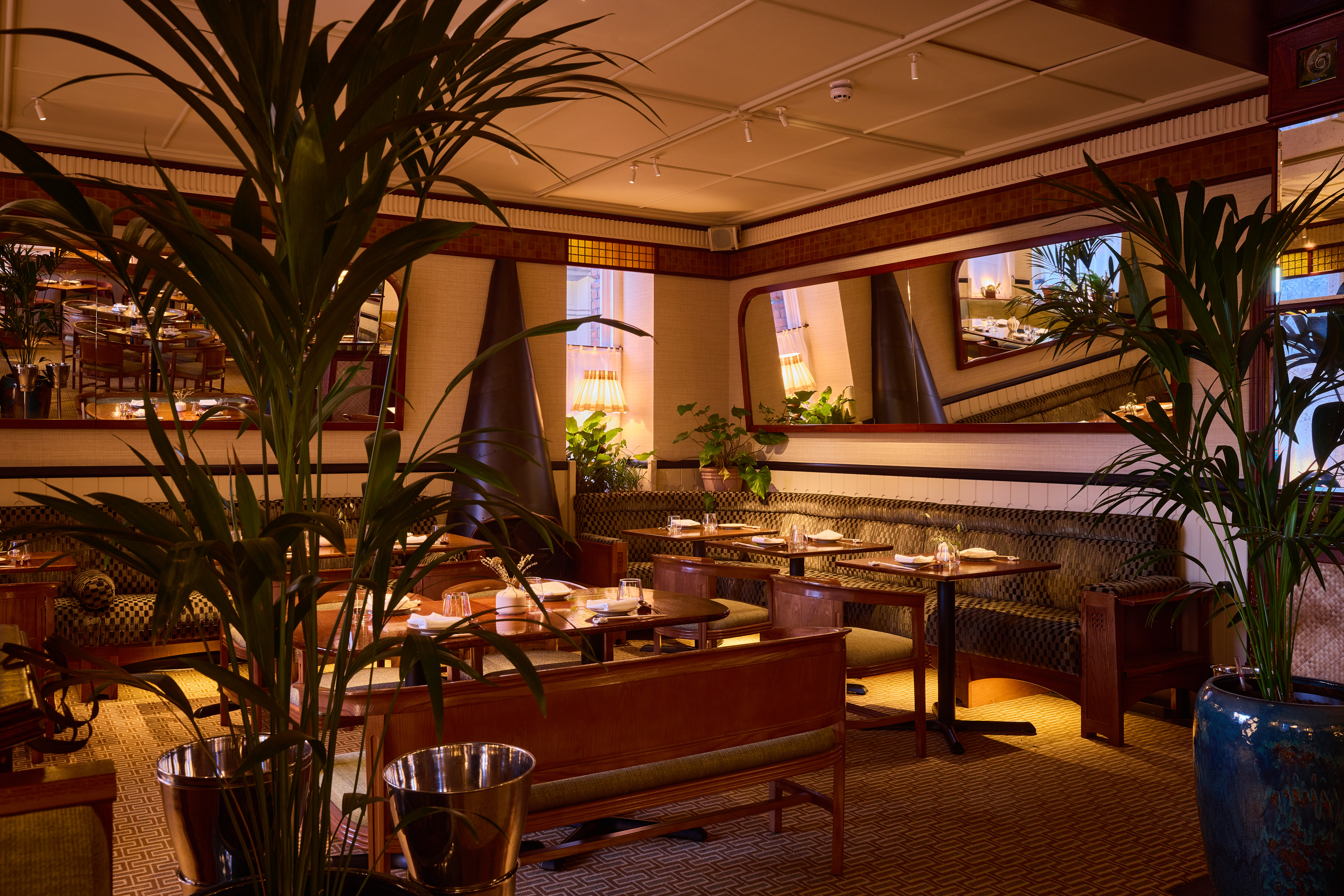 Stylish NIJŪ restaurant with elegant decor, perfect for intimate gatherings and events.