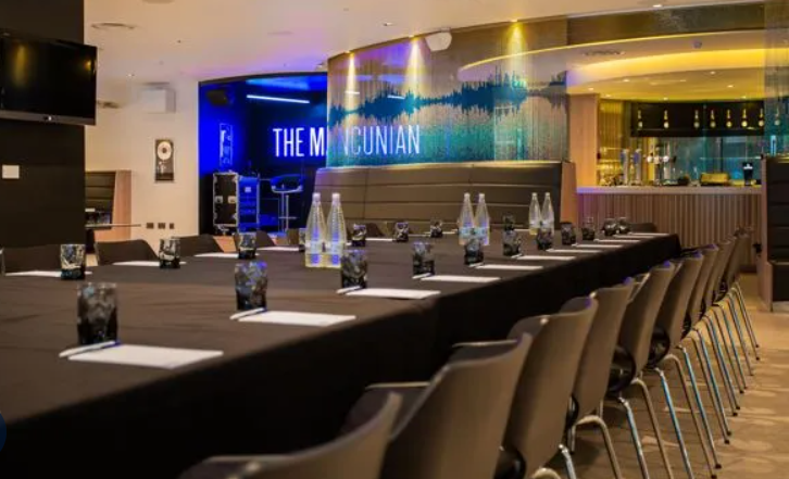 Modern meeting space in Manchester for corporate events and workshops.