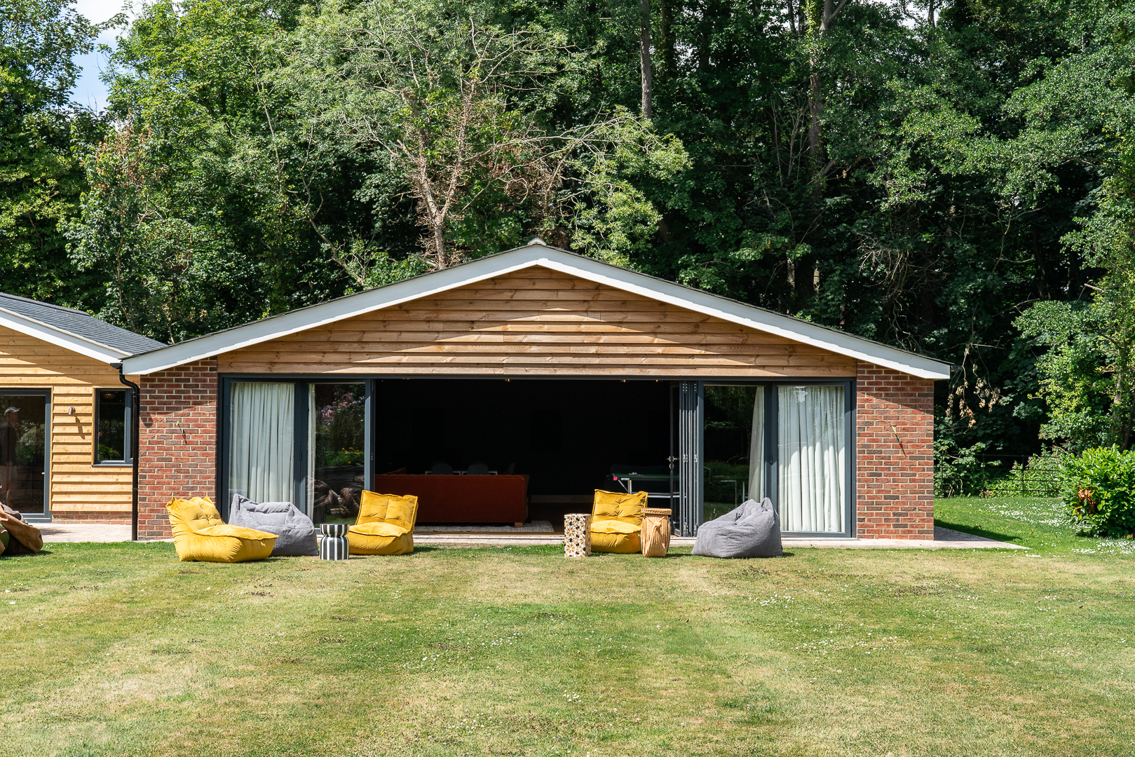 Outdoor meeting space at Tewinbury Hotel, perfect for team-building events and retreats.