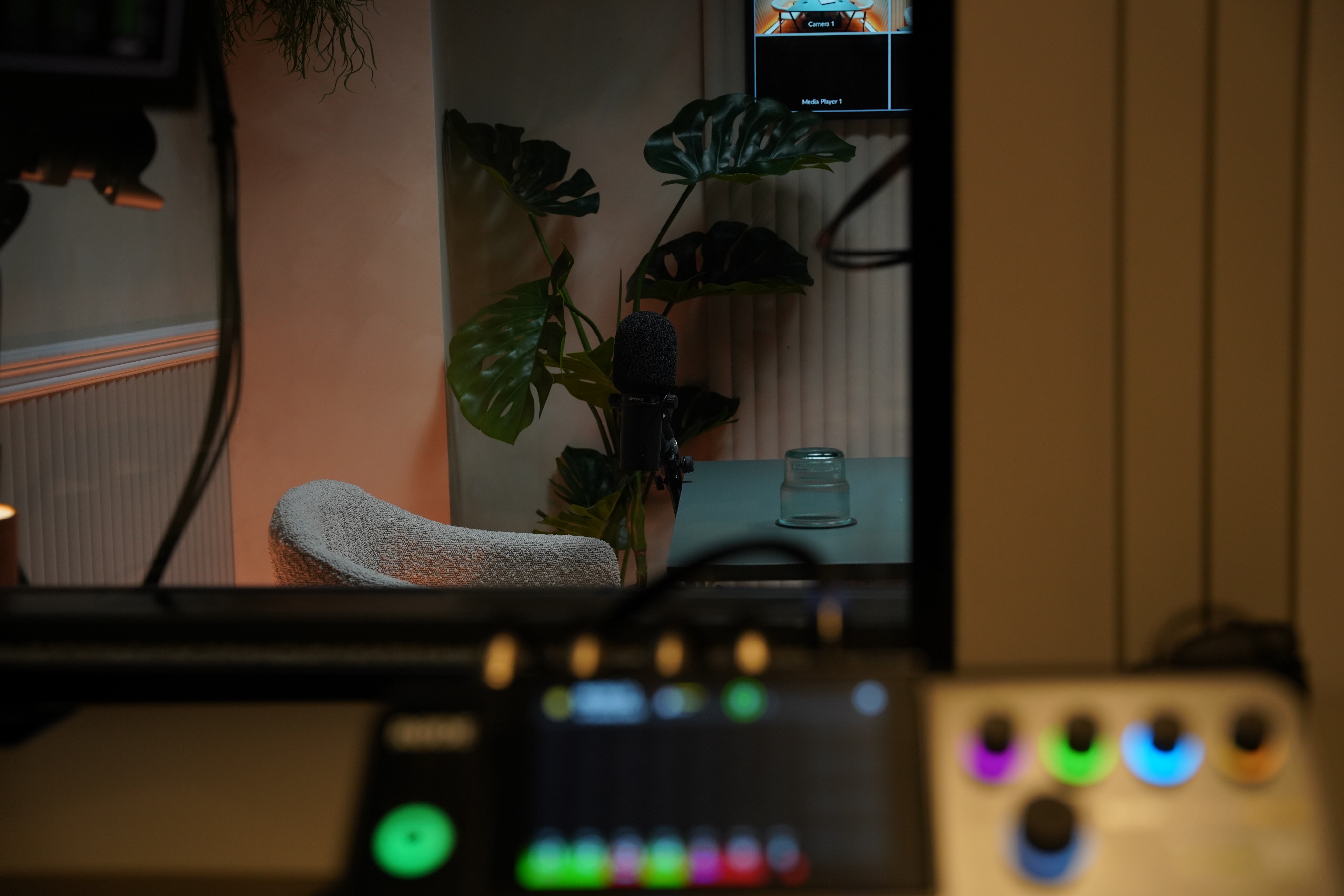 Studio 2 - Podshop Studios  - whcpg2a0vfg.JPG