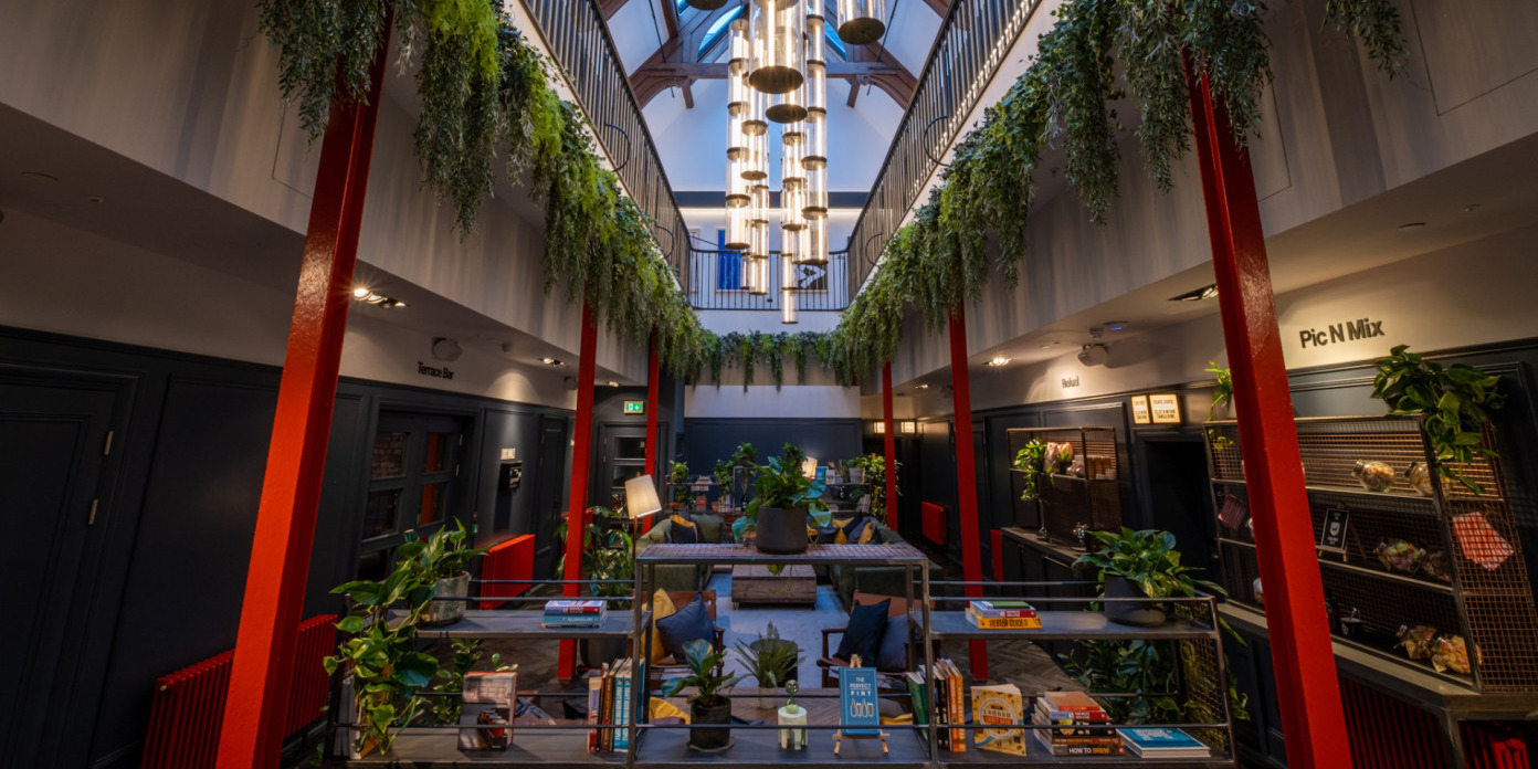 BrewDog Doghouse Edinburgh | Bar ...