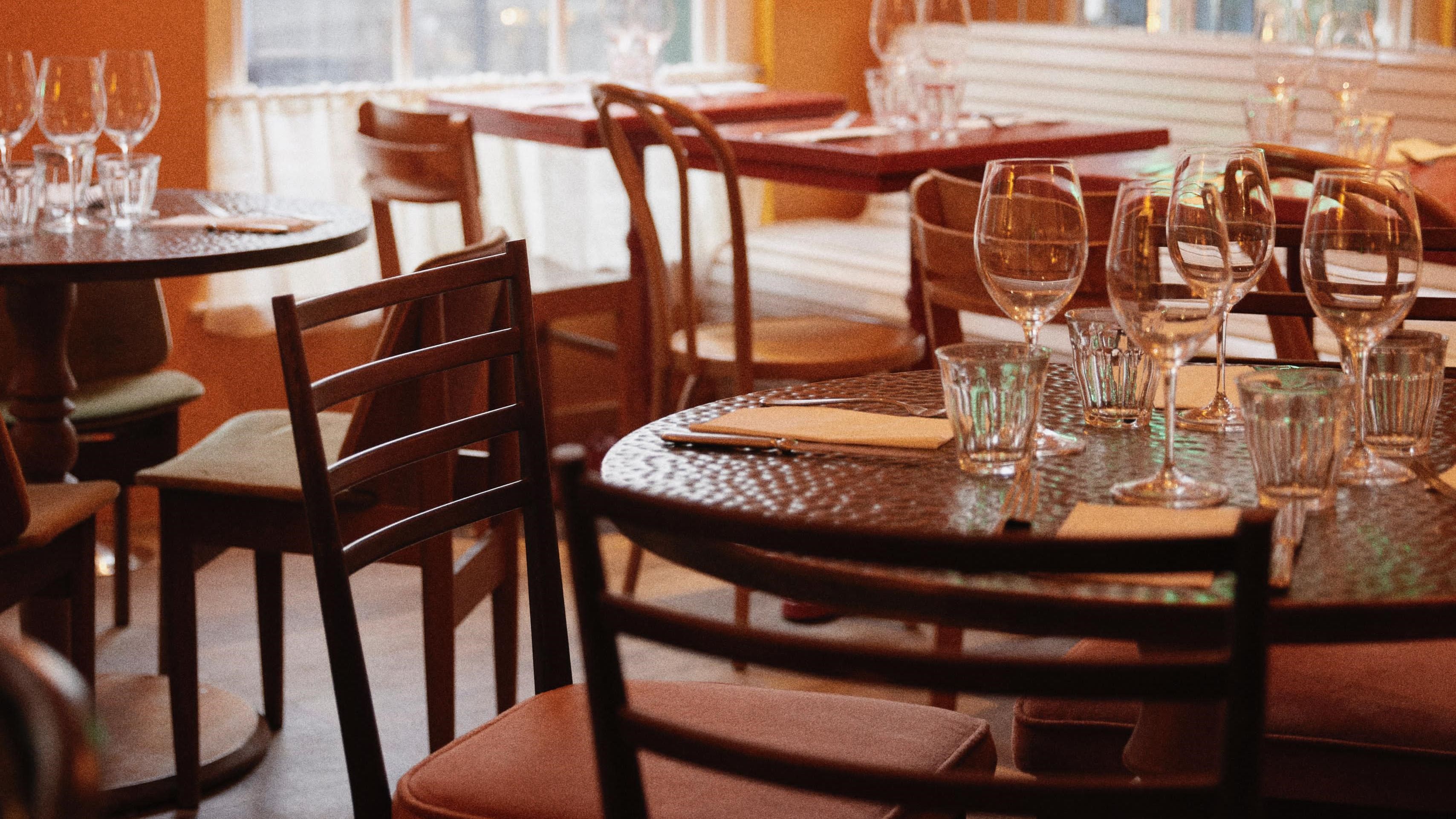 Cozy Main Dining Area at Bar du Champagne, perfect for intimate gatherings and events.