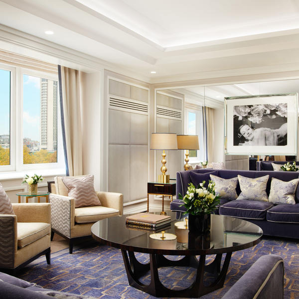 Elegant Jazz Lounge at The Wellesley, perfect for luxury events and meetings.