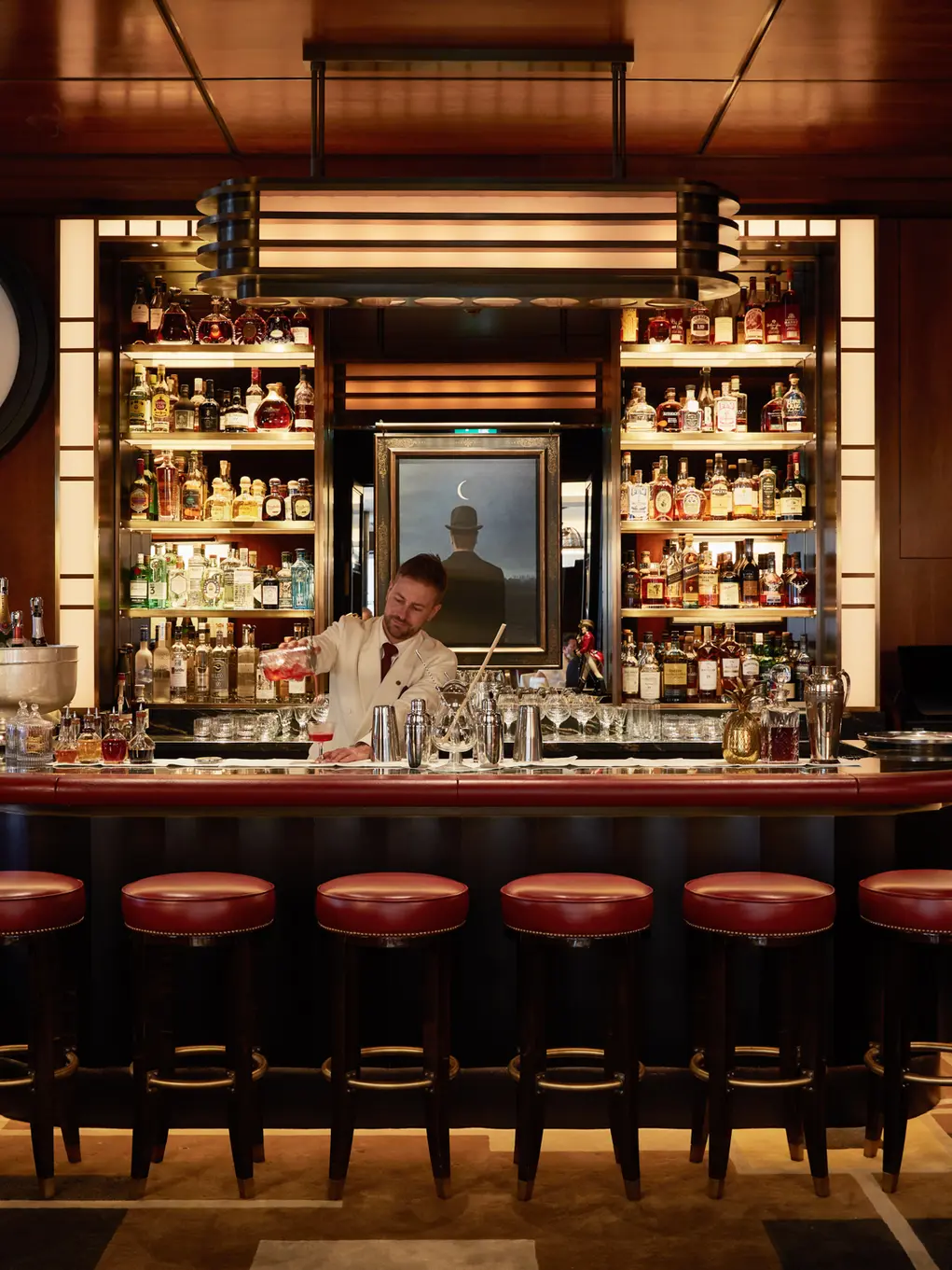 Le Magritte - f47525d9-ab23-4f2d-8db2-a6530ee8d4ee.webp