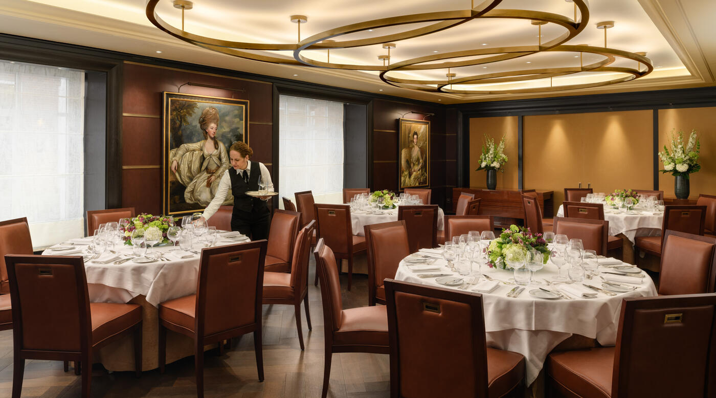 Elegant dining room in The Beaumont, perfect for corporate dinners and upscale events.